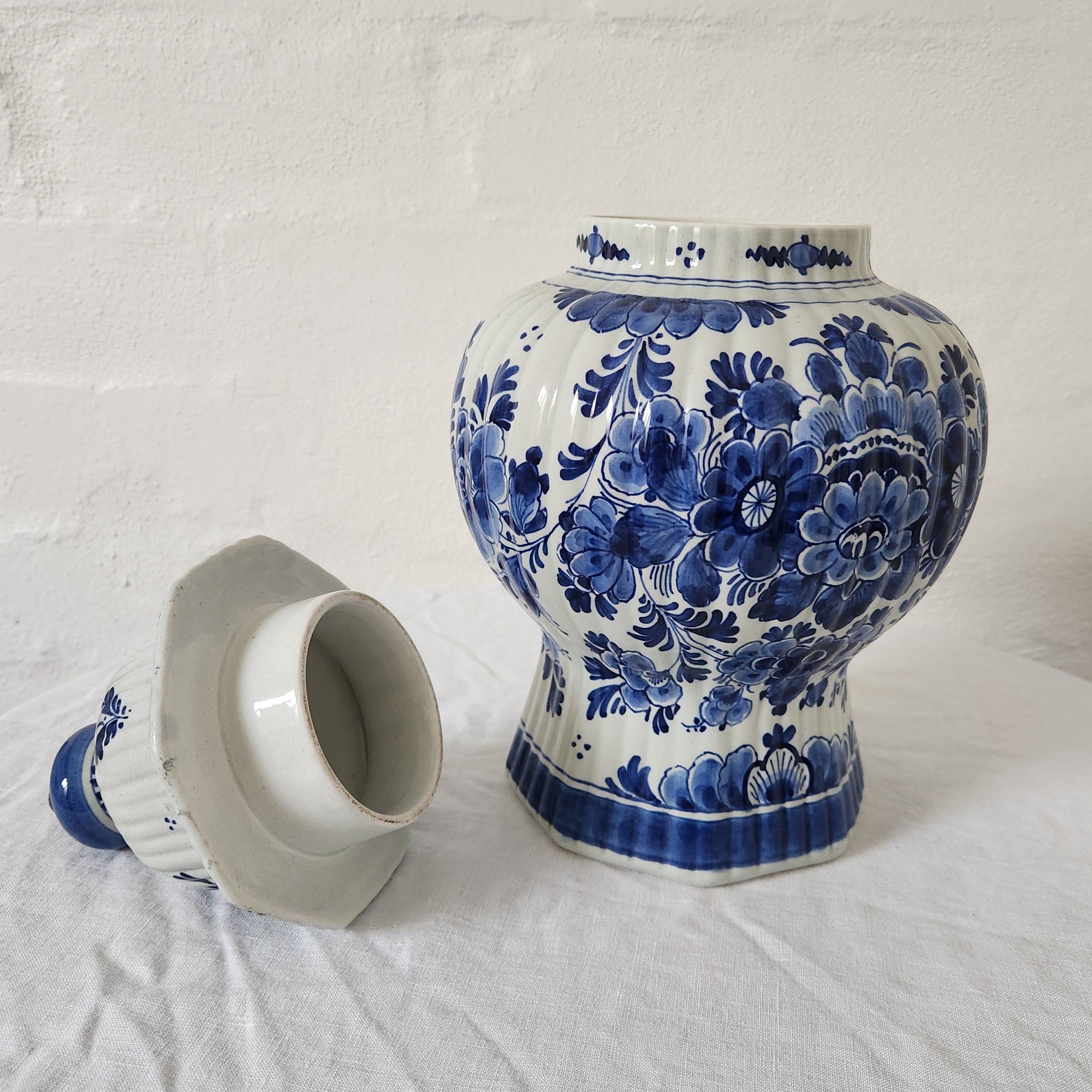 Delft Vase with Ball Lid
