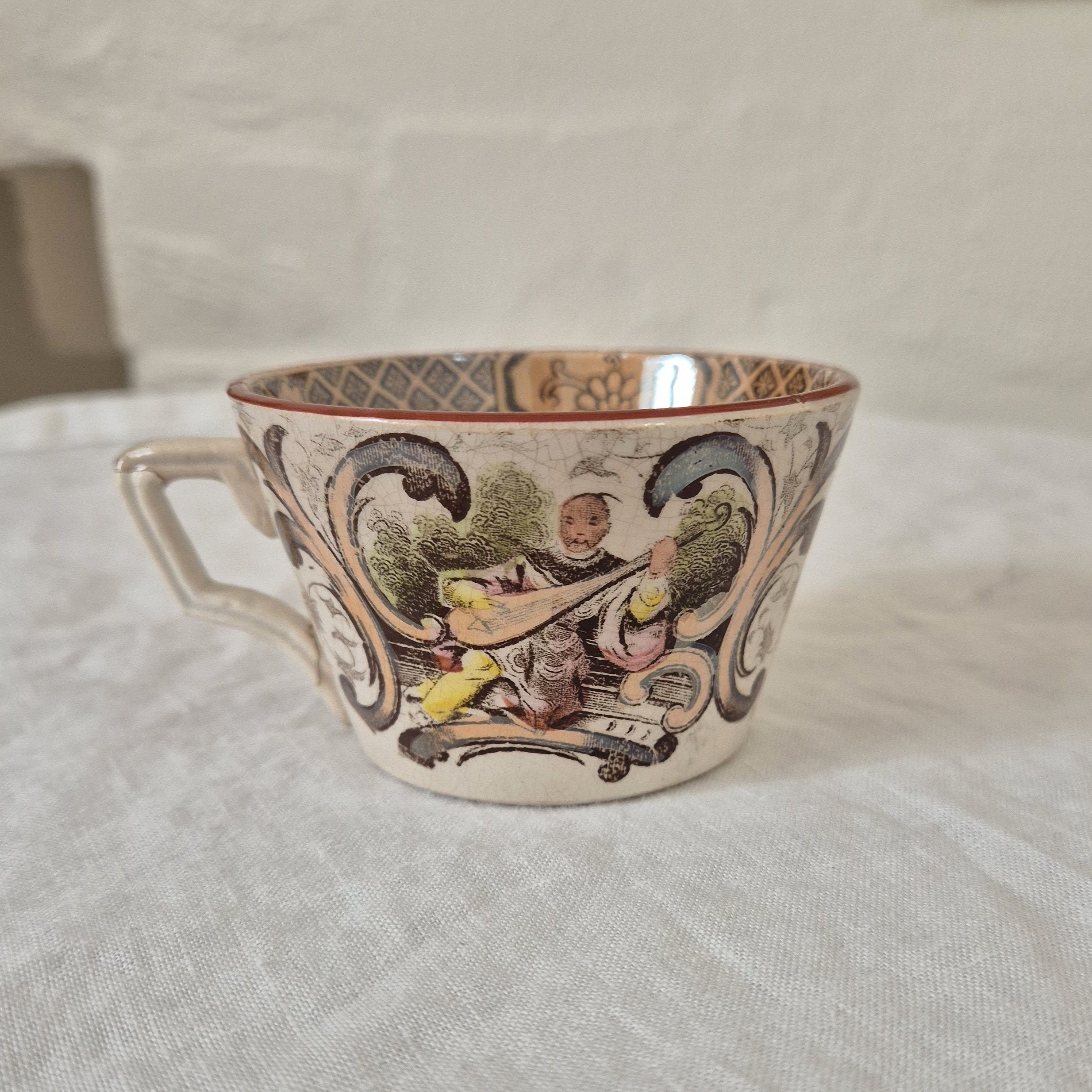 Small Vintage Sarreguemines Chinoiserie Cup