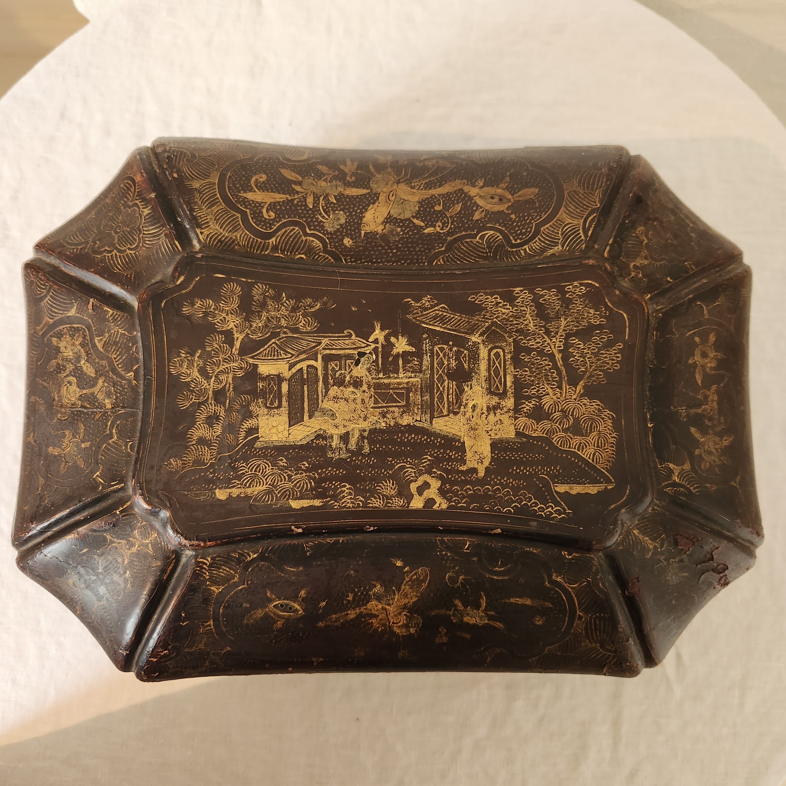 Antique Chinoiserie Lacquer Box