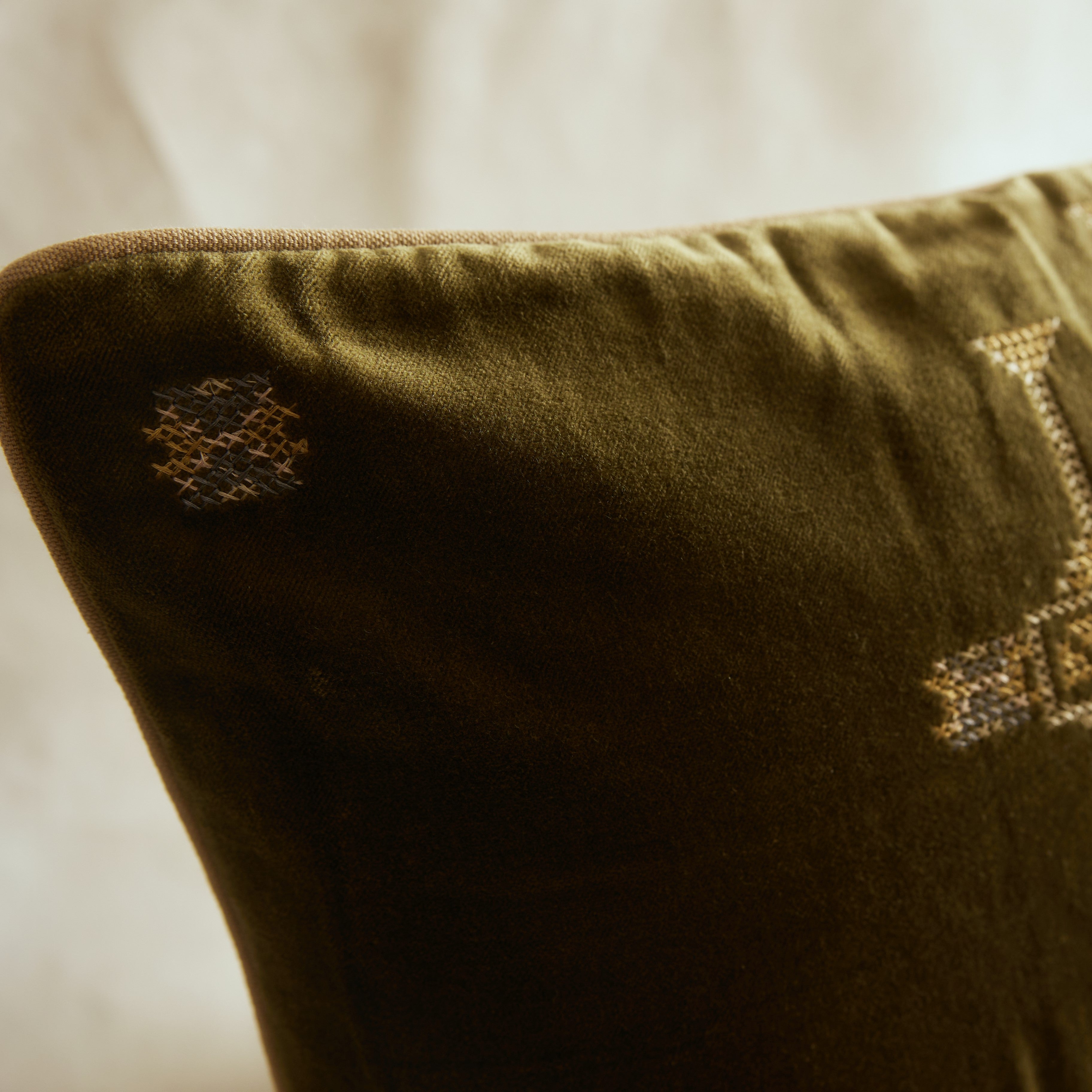 Green Mango Kanika Cushion