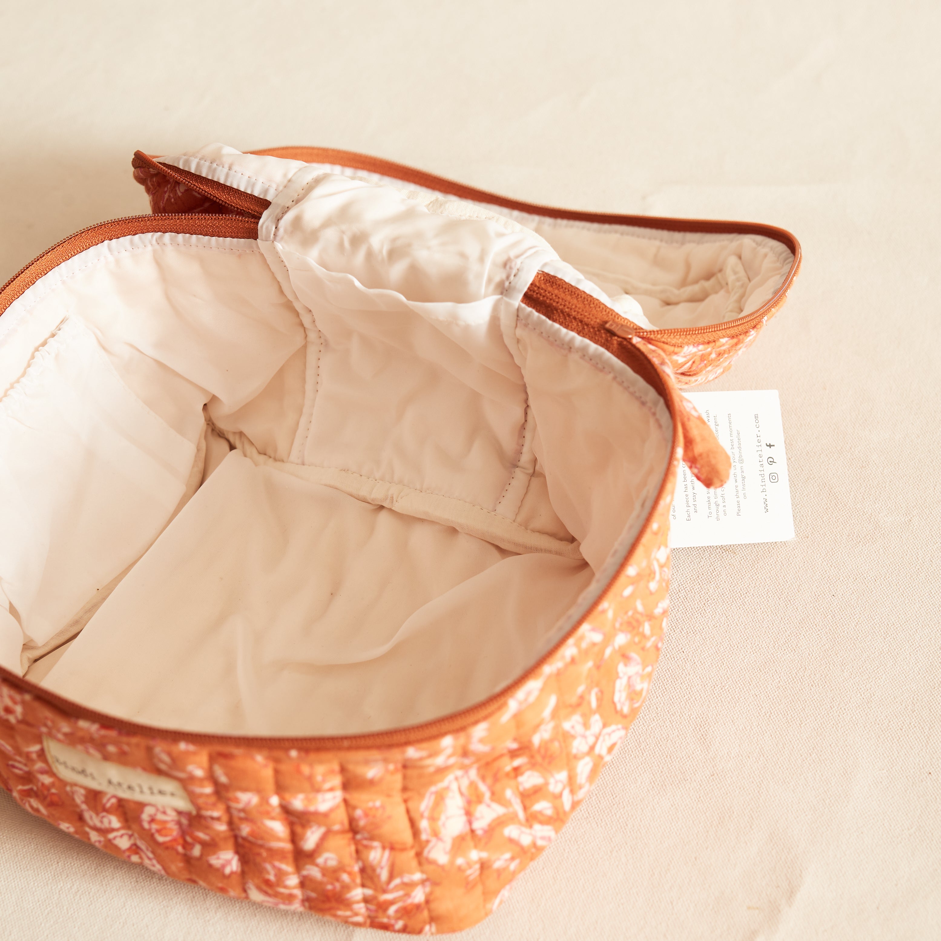 Vanity Case - Sarika Caramel