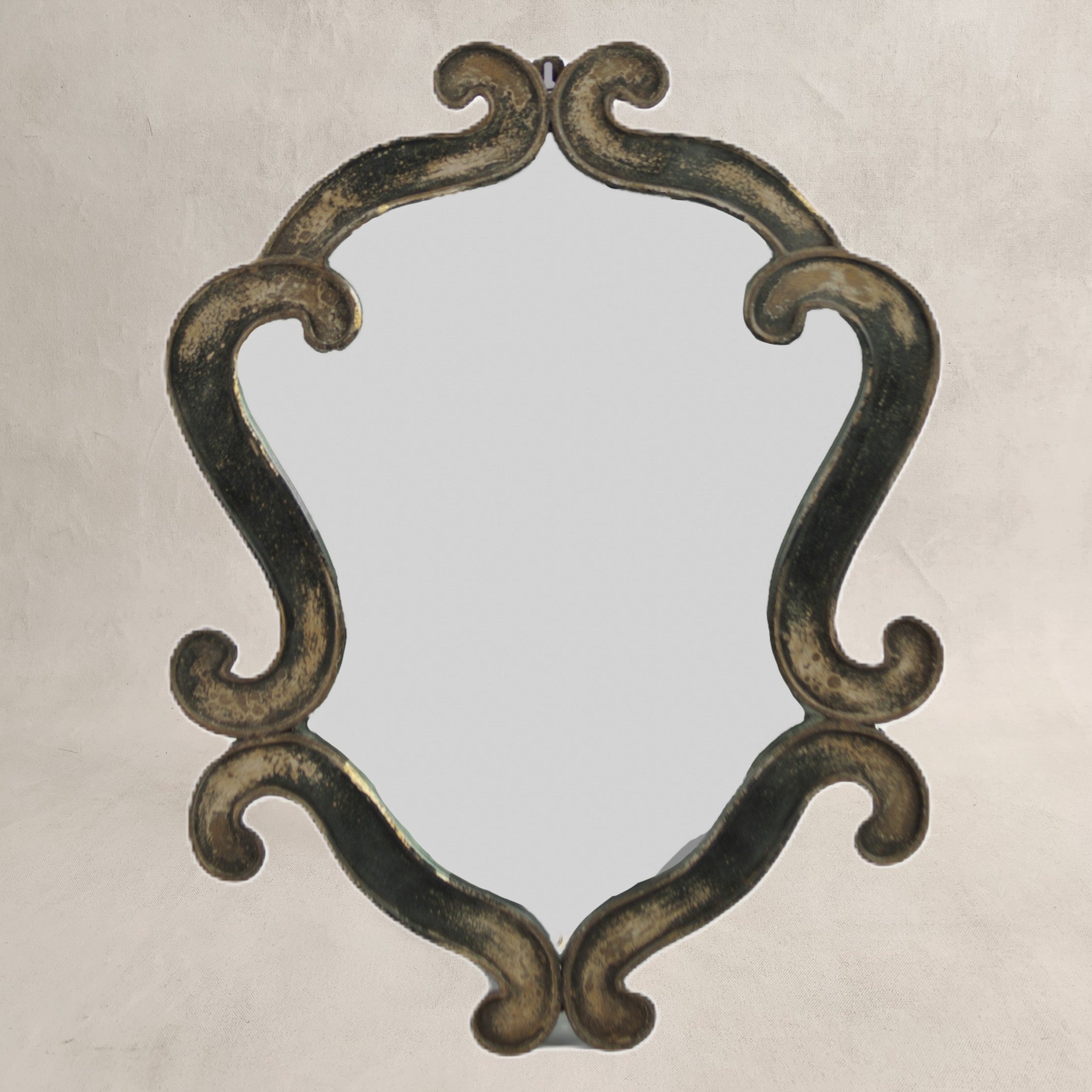 Clothilde Mirror