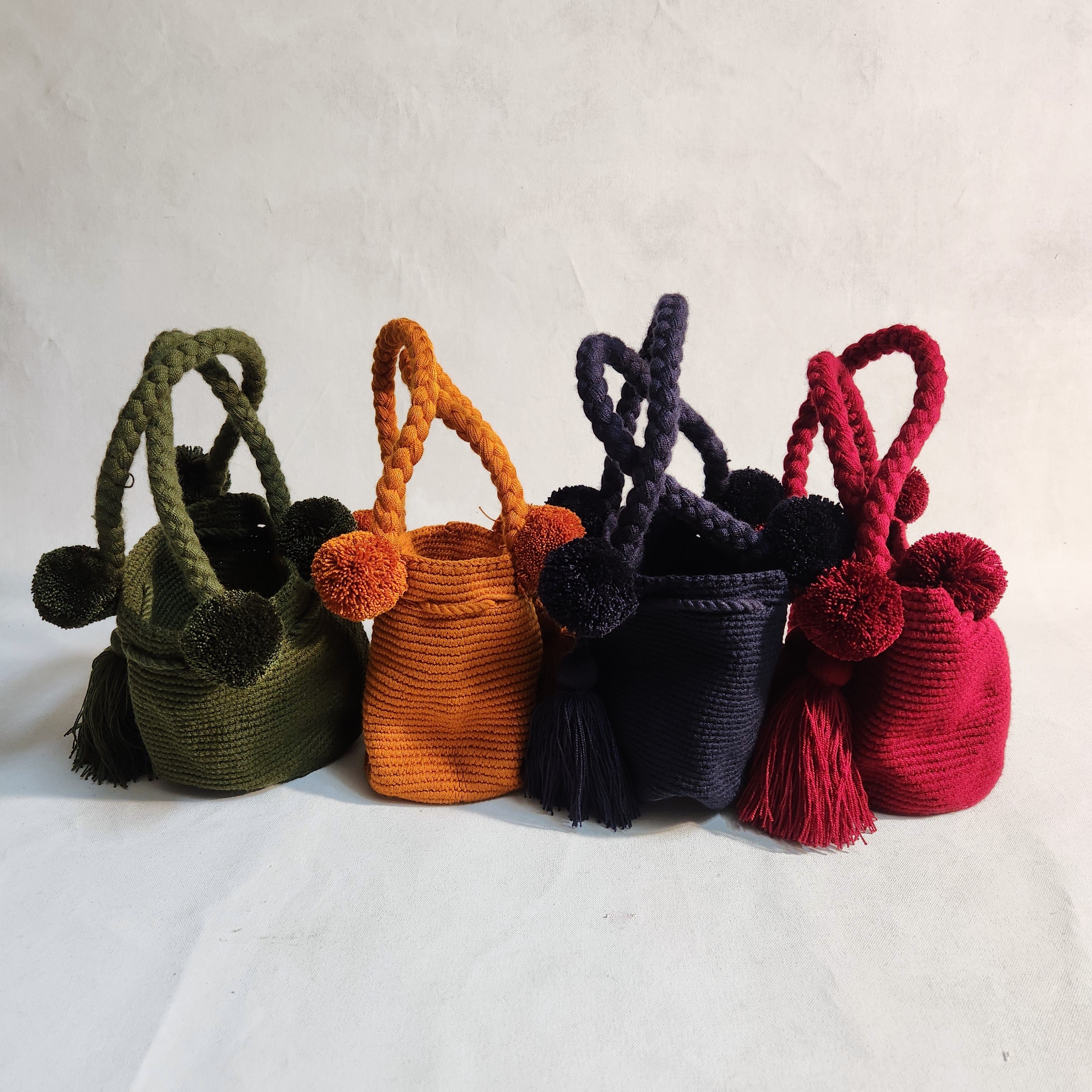Wayuu Pom Pom Small Bag - Tangerine