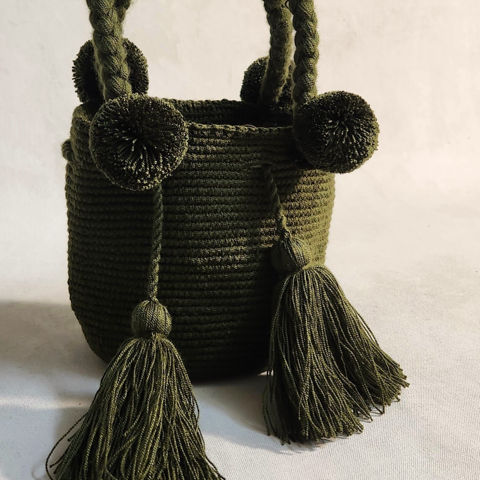 Wayuu Pom Pom Small Bag - Olive