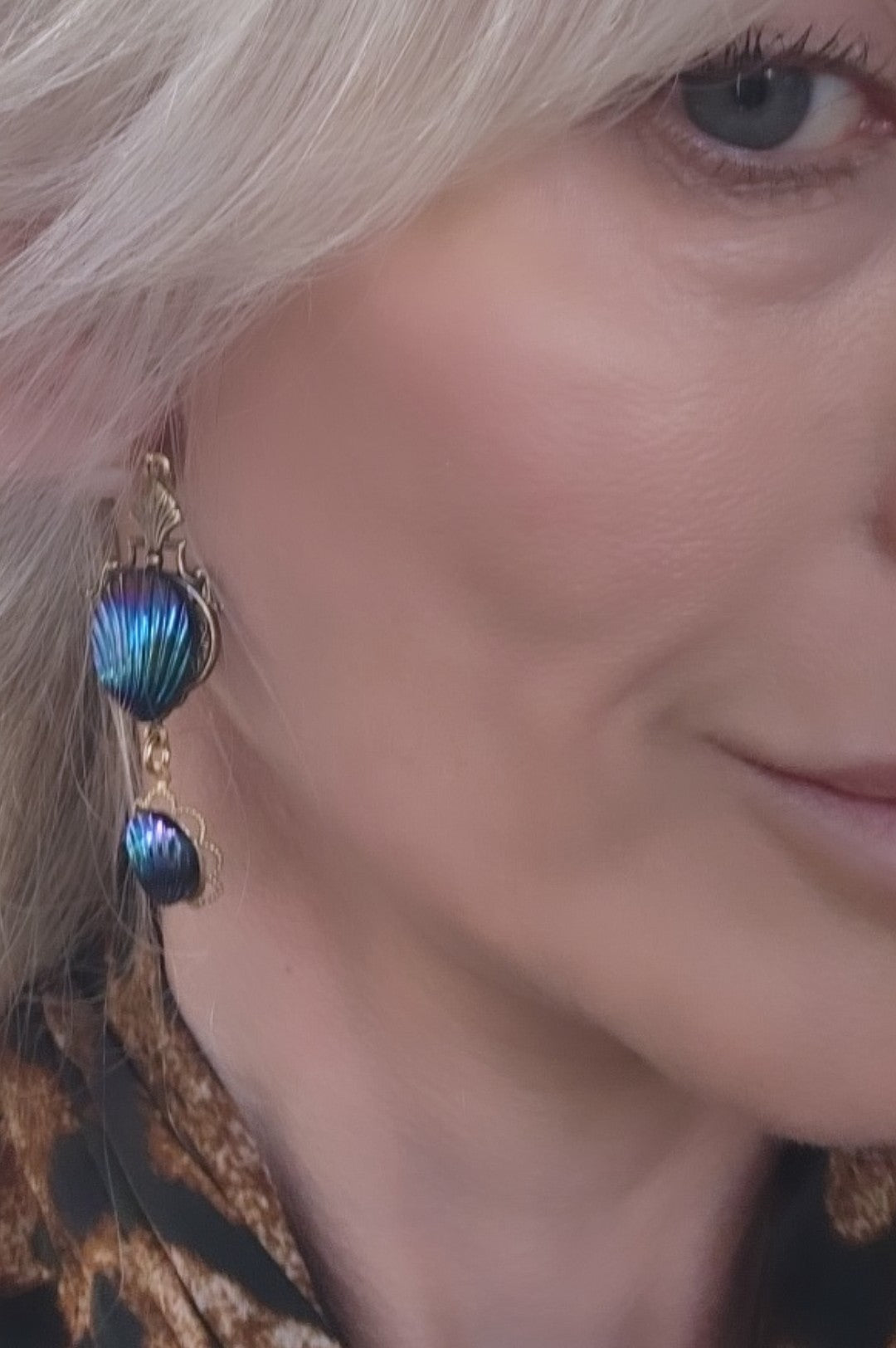Sublime Schiaperelli Sea Crystal Earrings