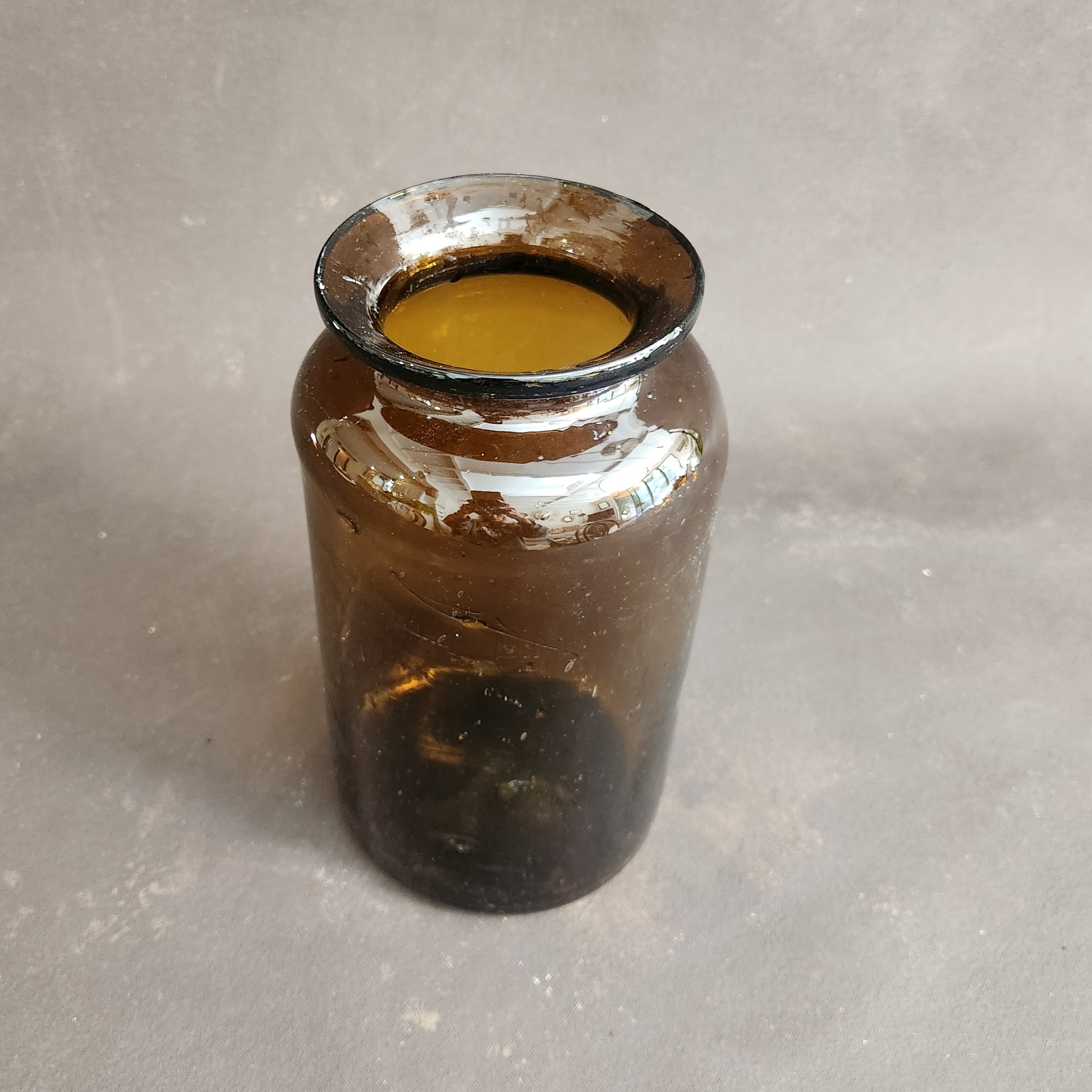 Pharmacy Grand Vase - Brown