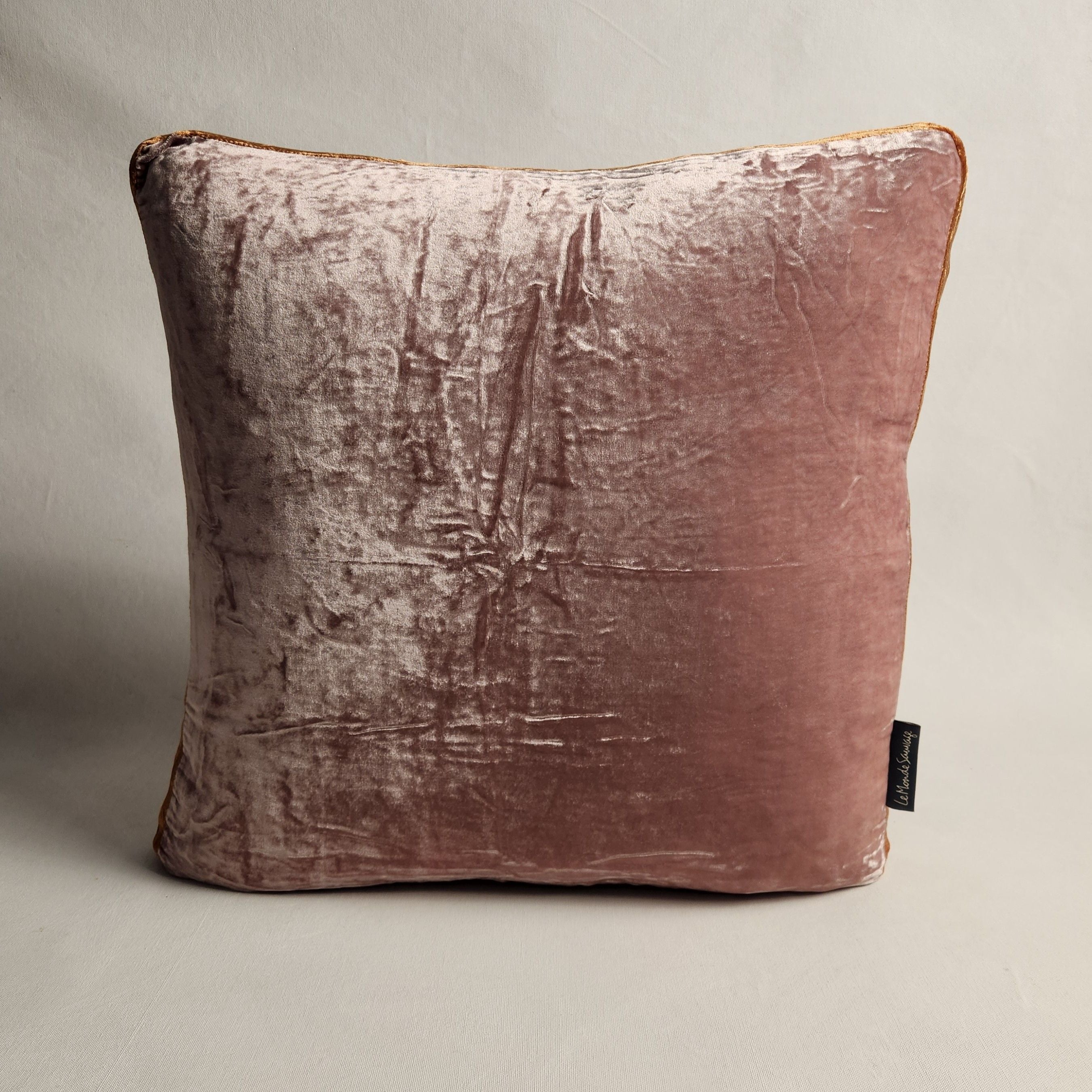 James Cushion - Erevan