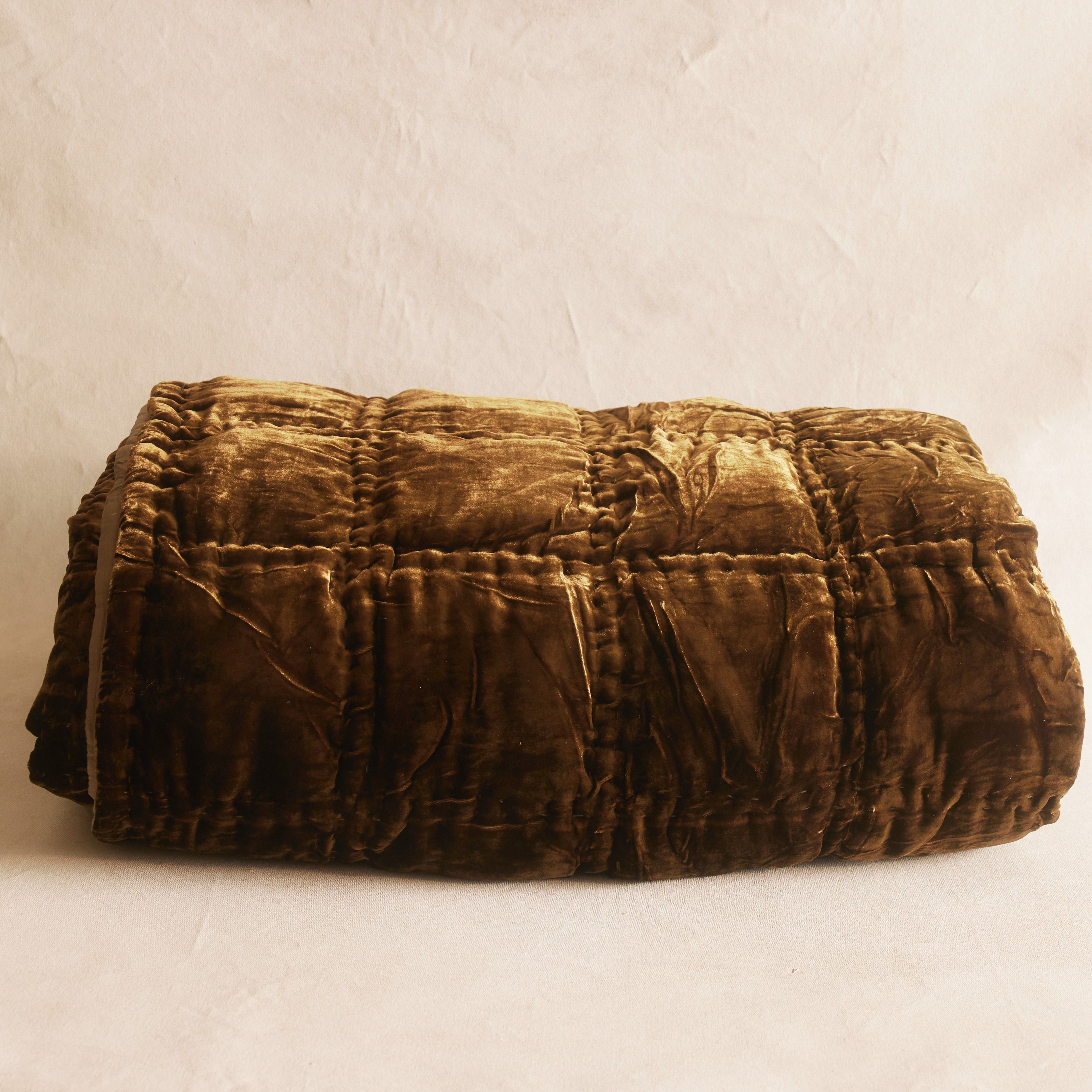Goa by Night Quilt - Owaka Brown