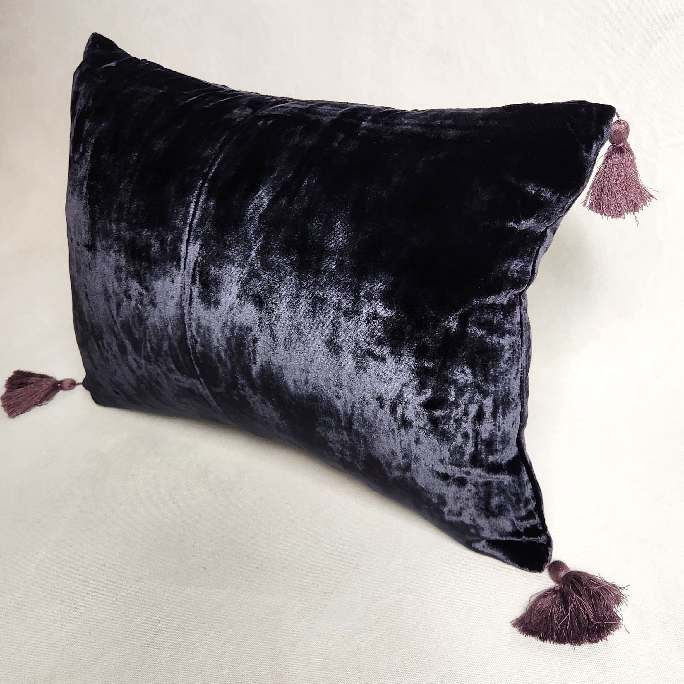 Pompom Cushion - Edimbourg