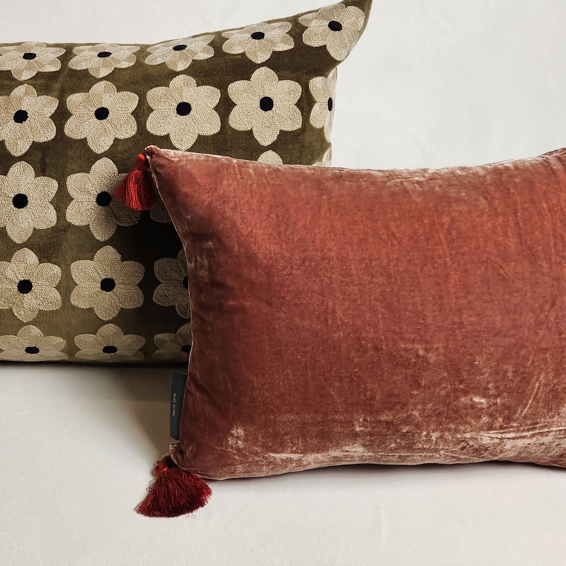 Pompom Cushion - Etosha