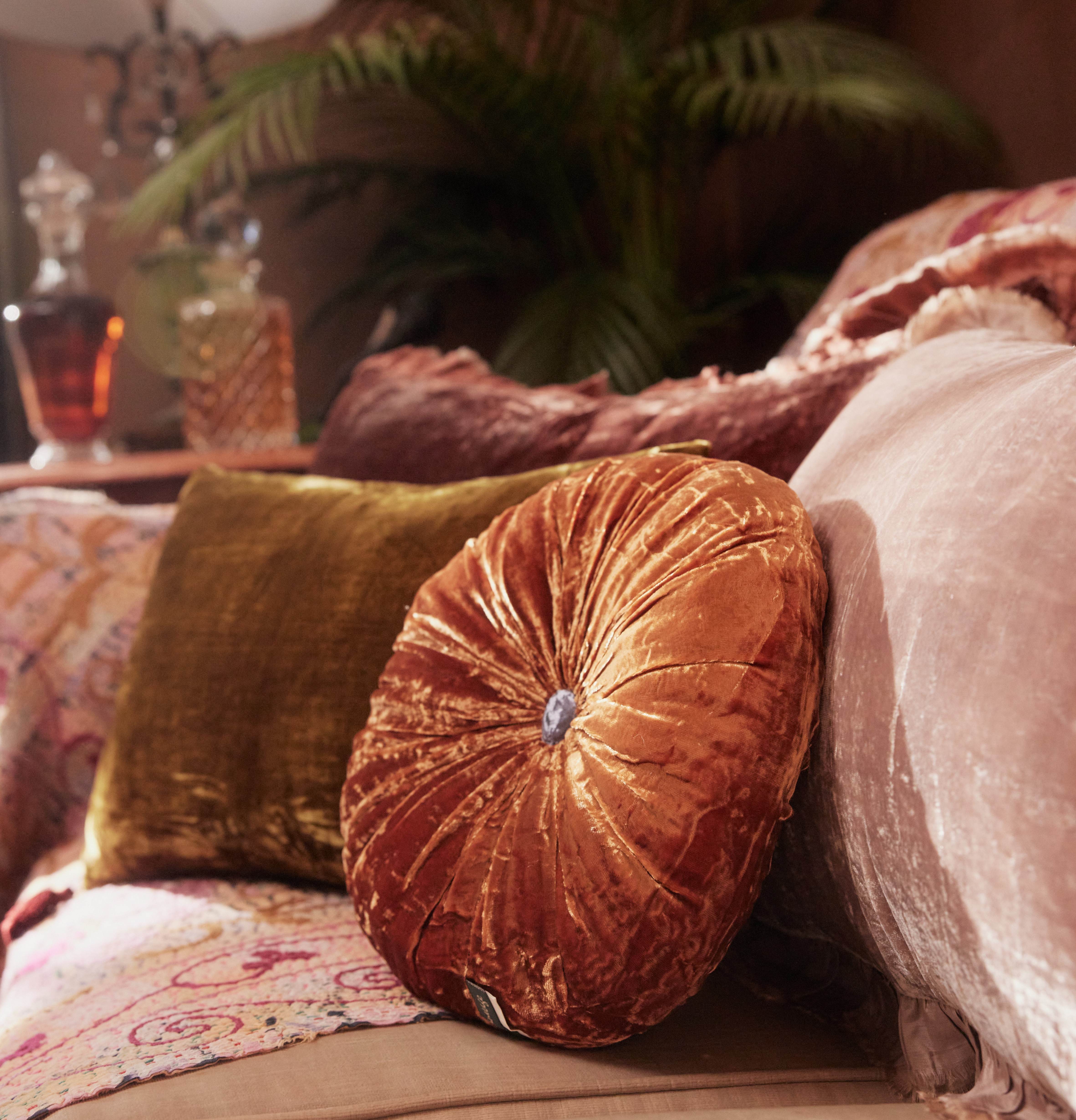 Sweet Circle Cushion - Bombay Orange