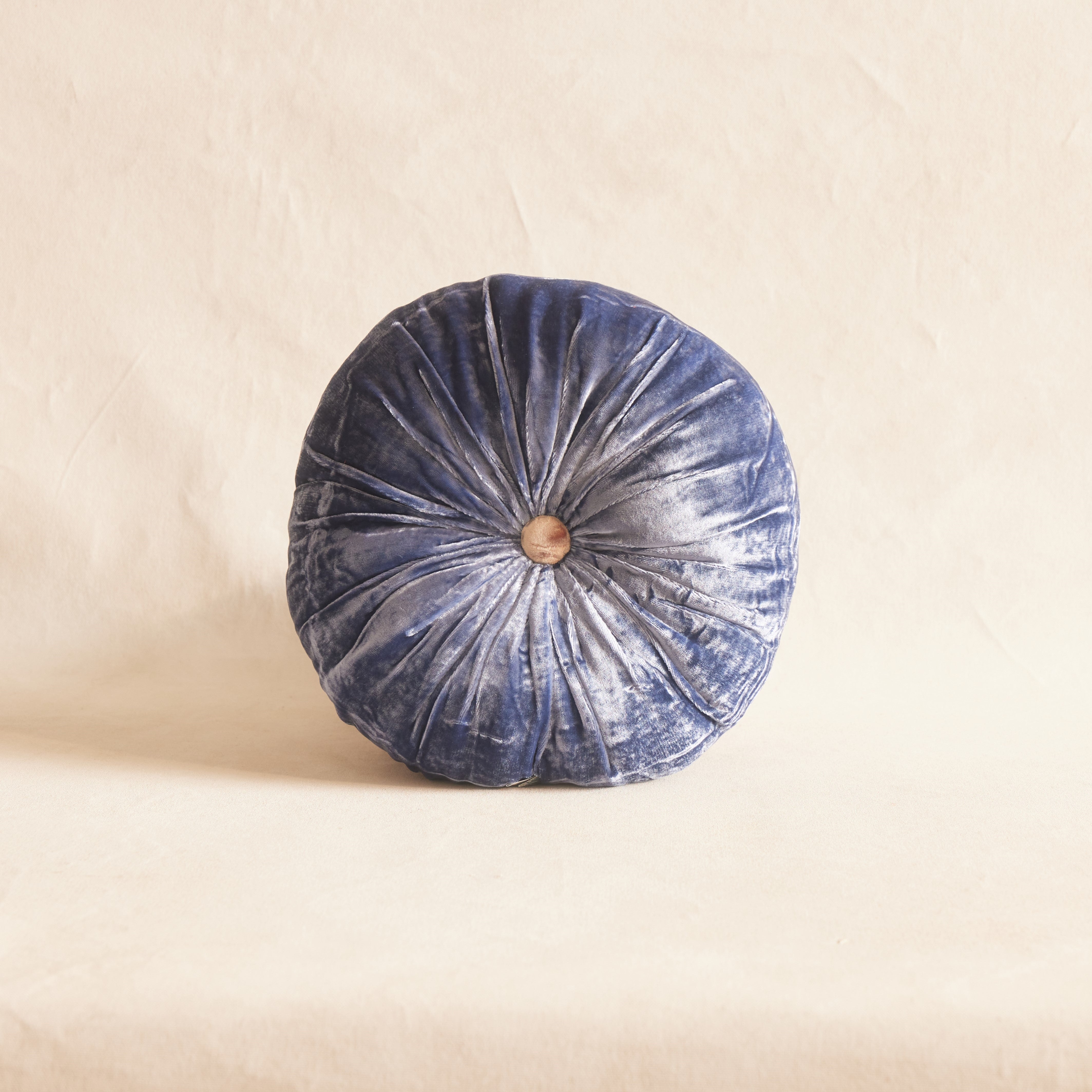 Sweet Circle Cushion - Delft Blue