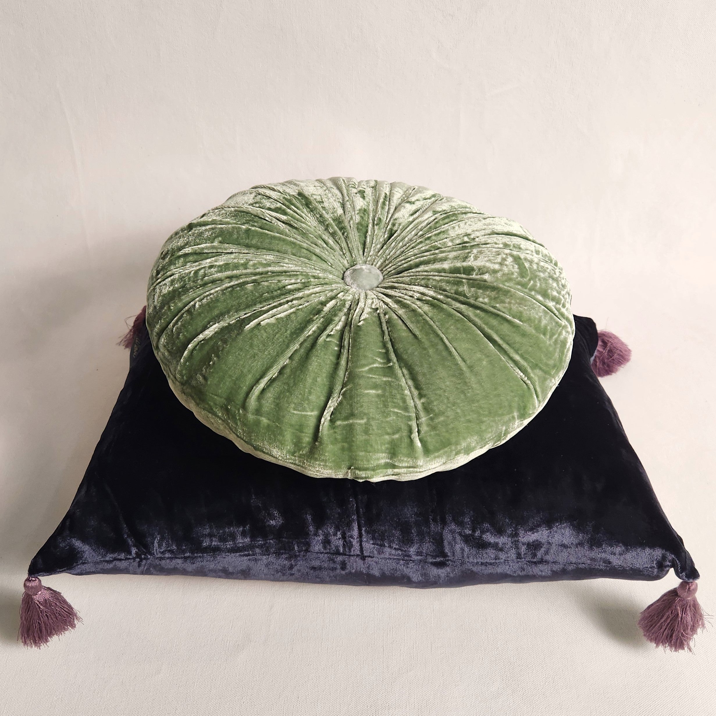 Pompom Cushion - Edimbourg