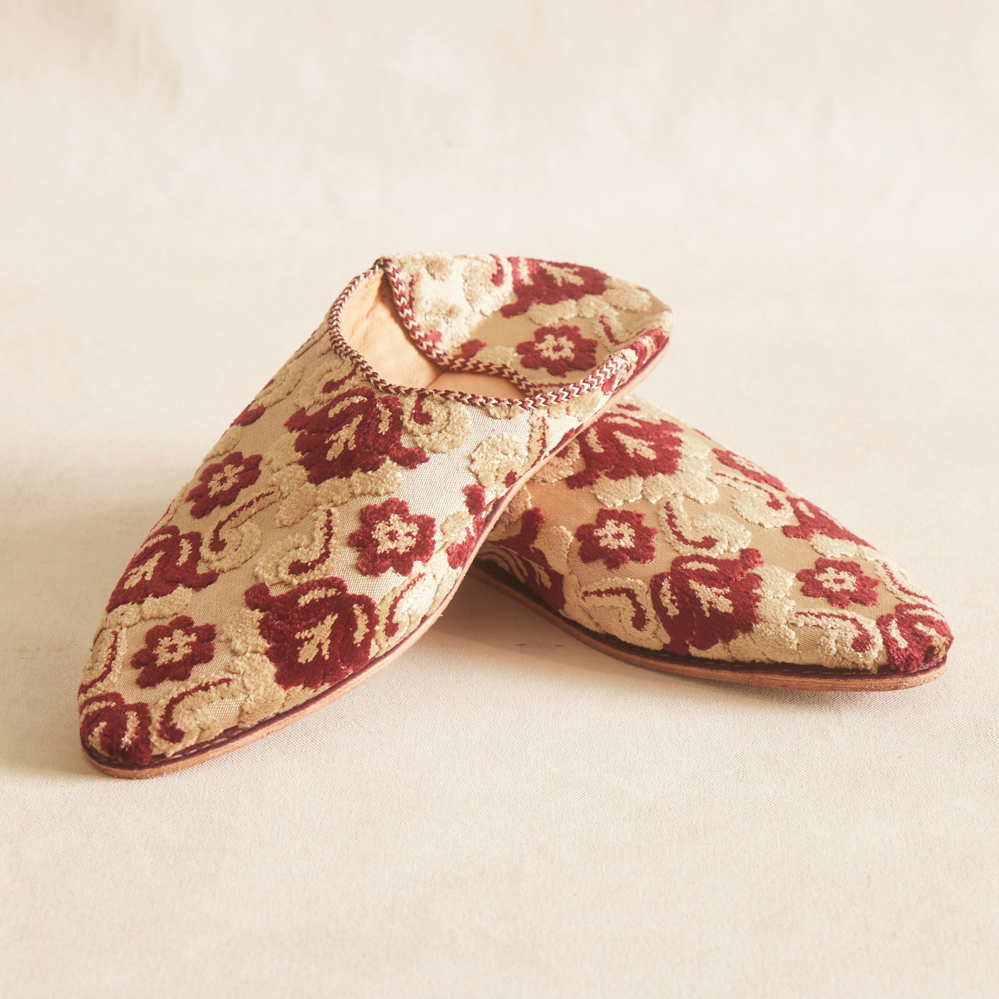 Babouche Slippers - Burgundy & Cream