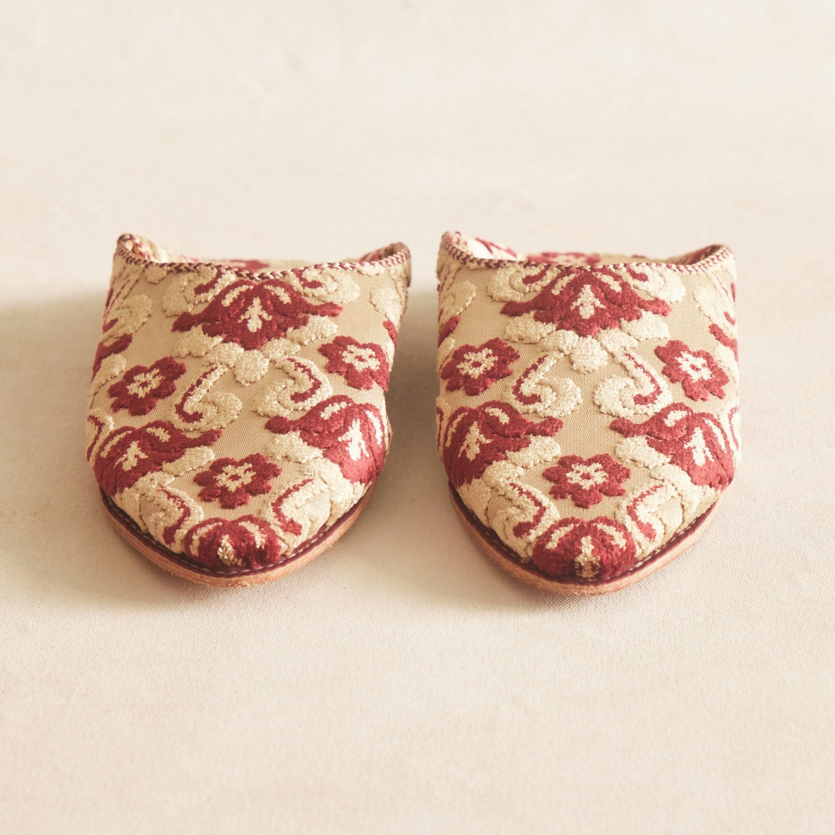 Babouche Slippers - Burgundy & Cream