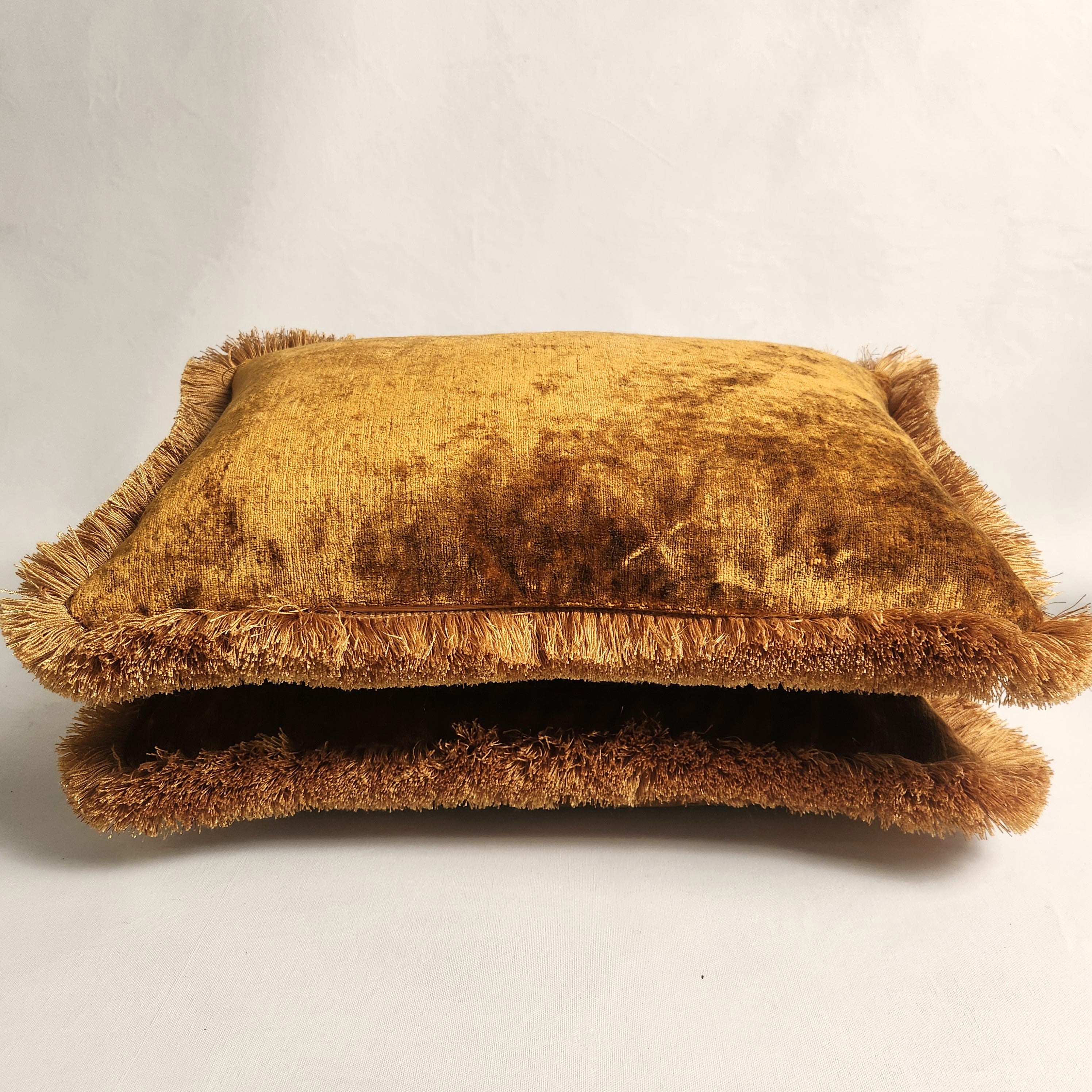 Catherine Martin Topaz Velvet Cushion, Silk fringing