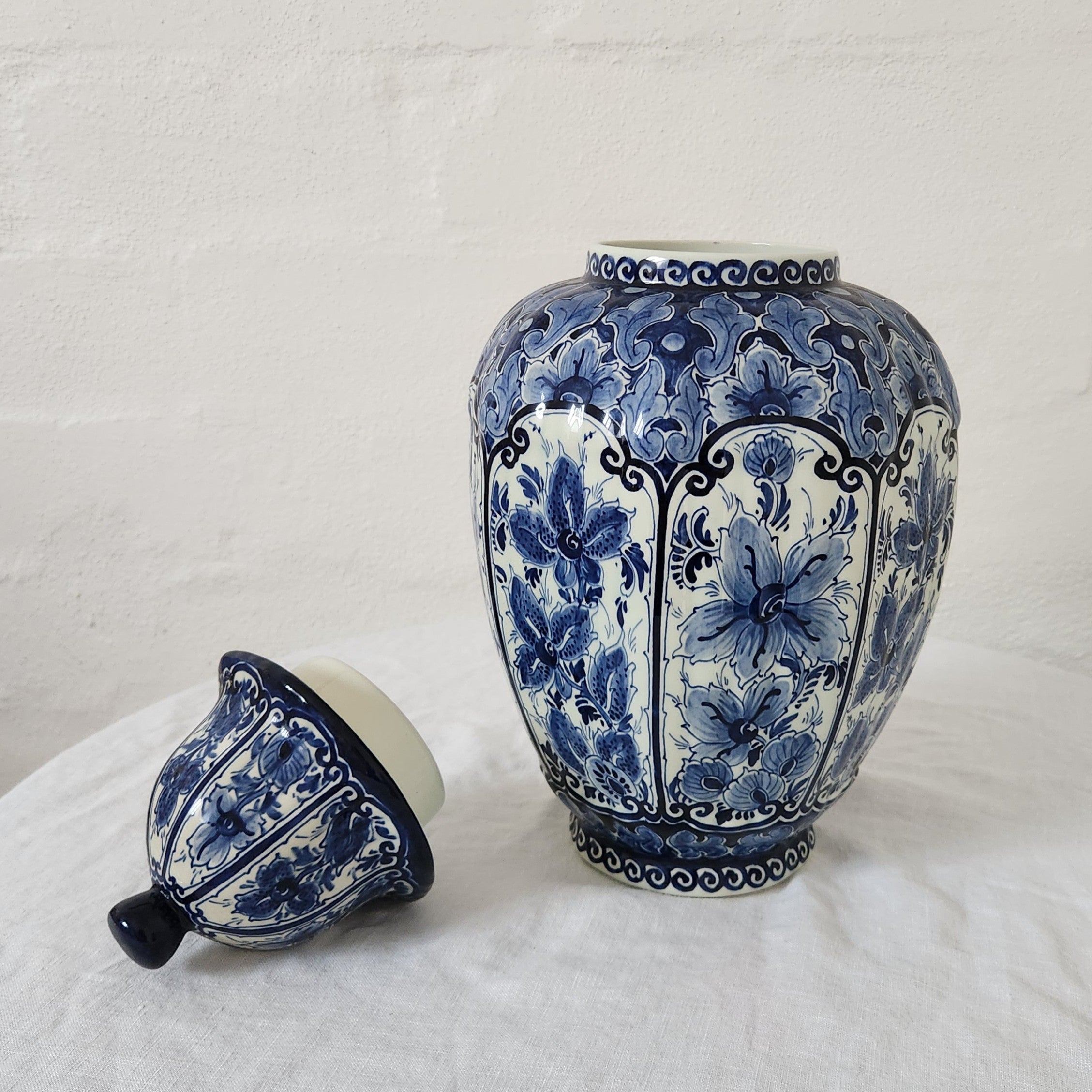 Vintage Regina Hand Painted Delft Blue Vase with lid
