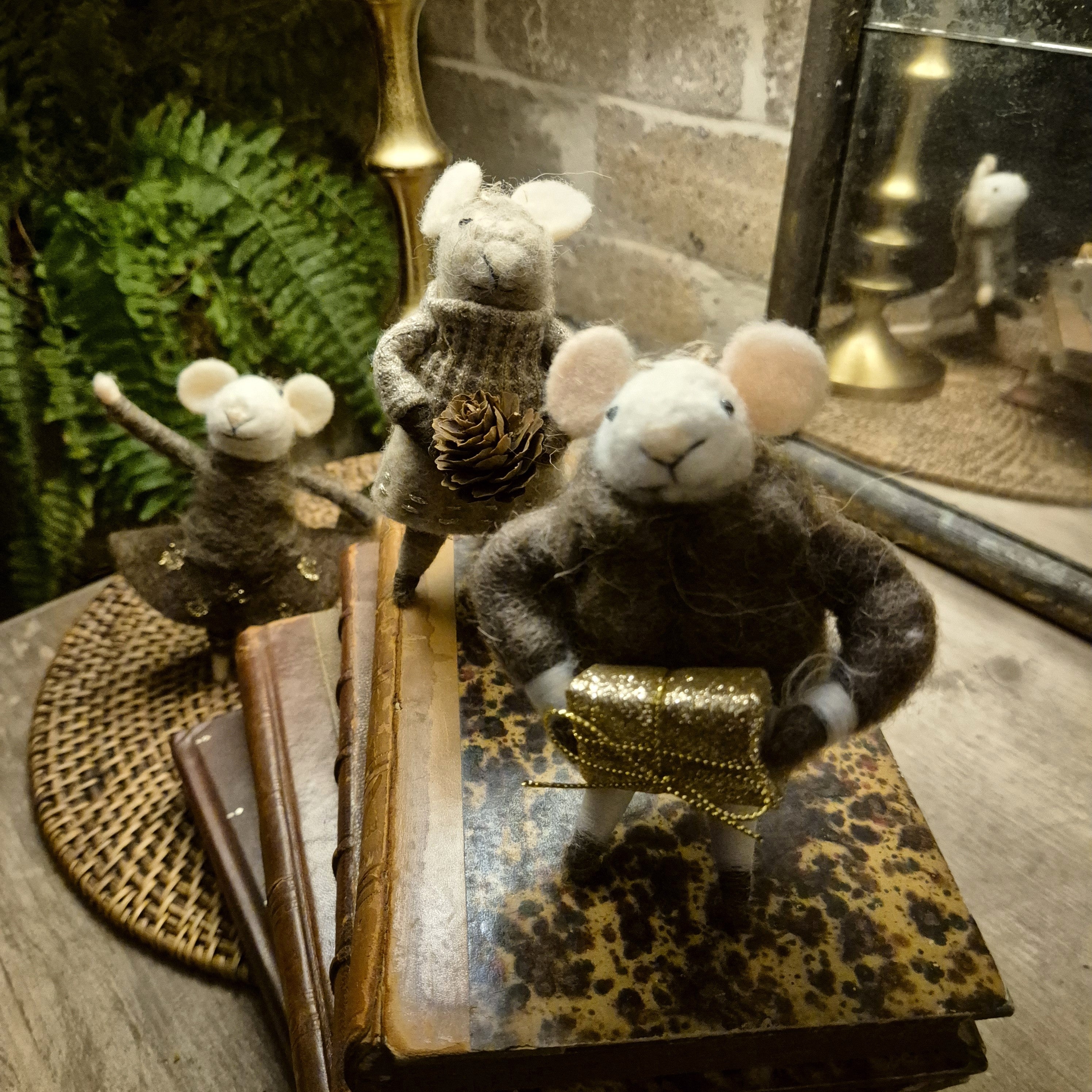 Magical Mice - Golden Gift