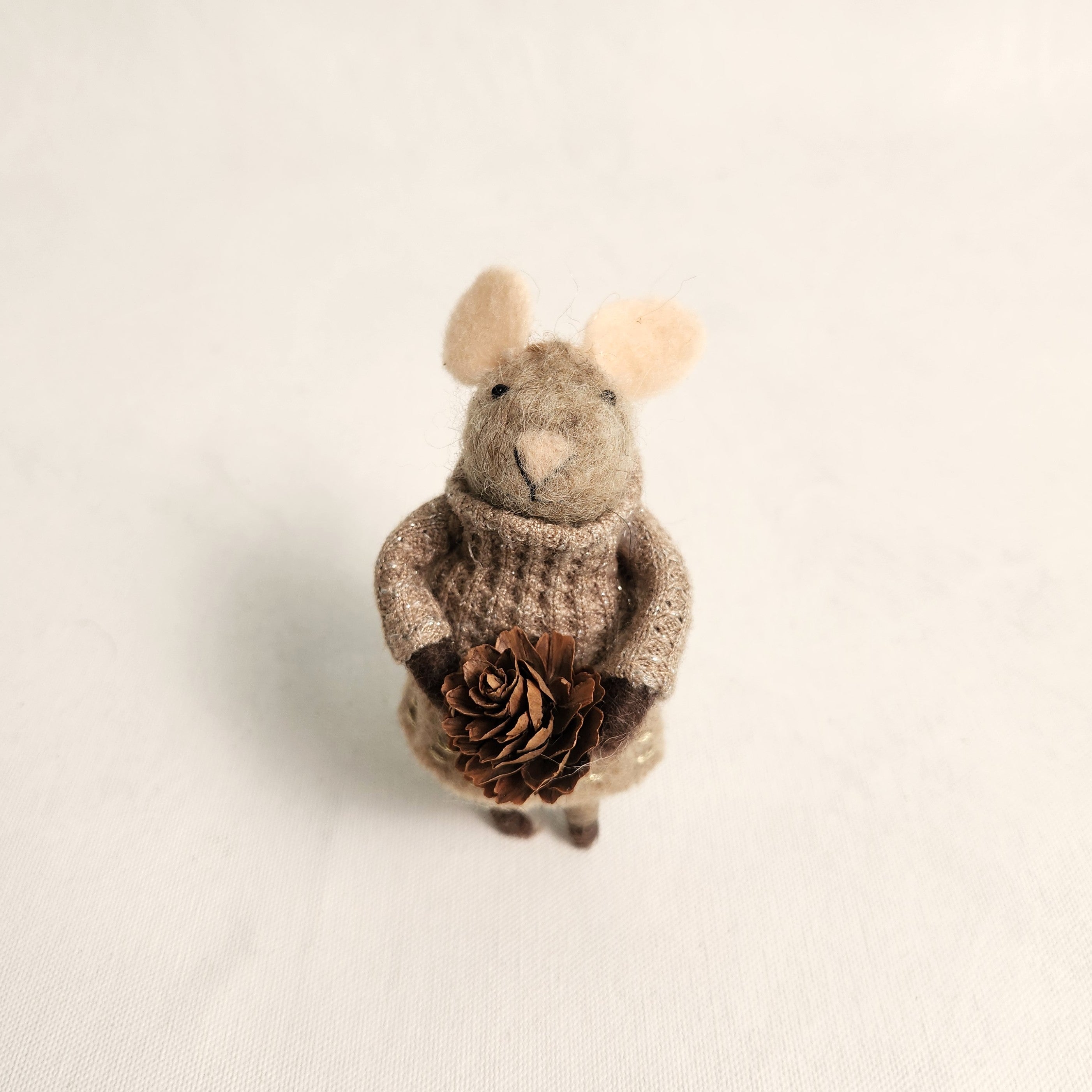 Magical Mice - Pine cone
