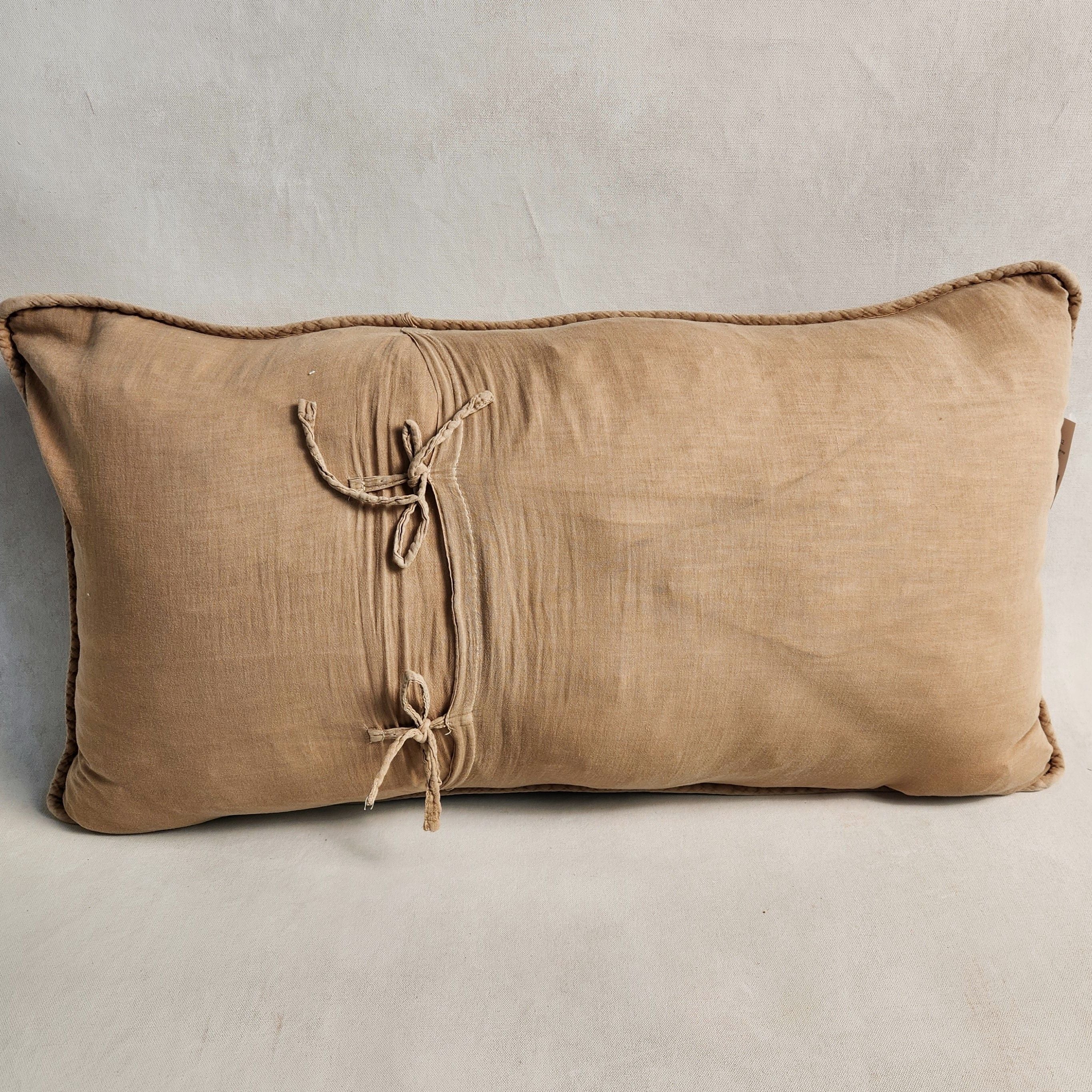 Sara Cushion - Beige
