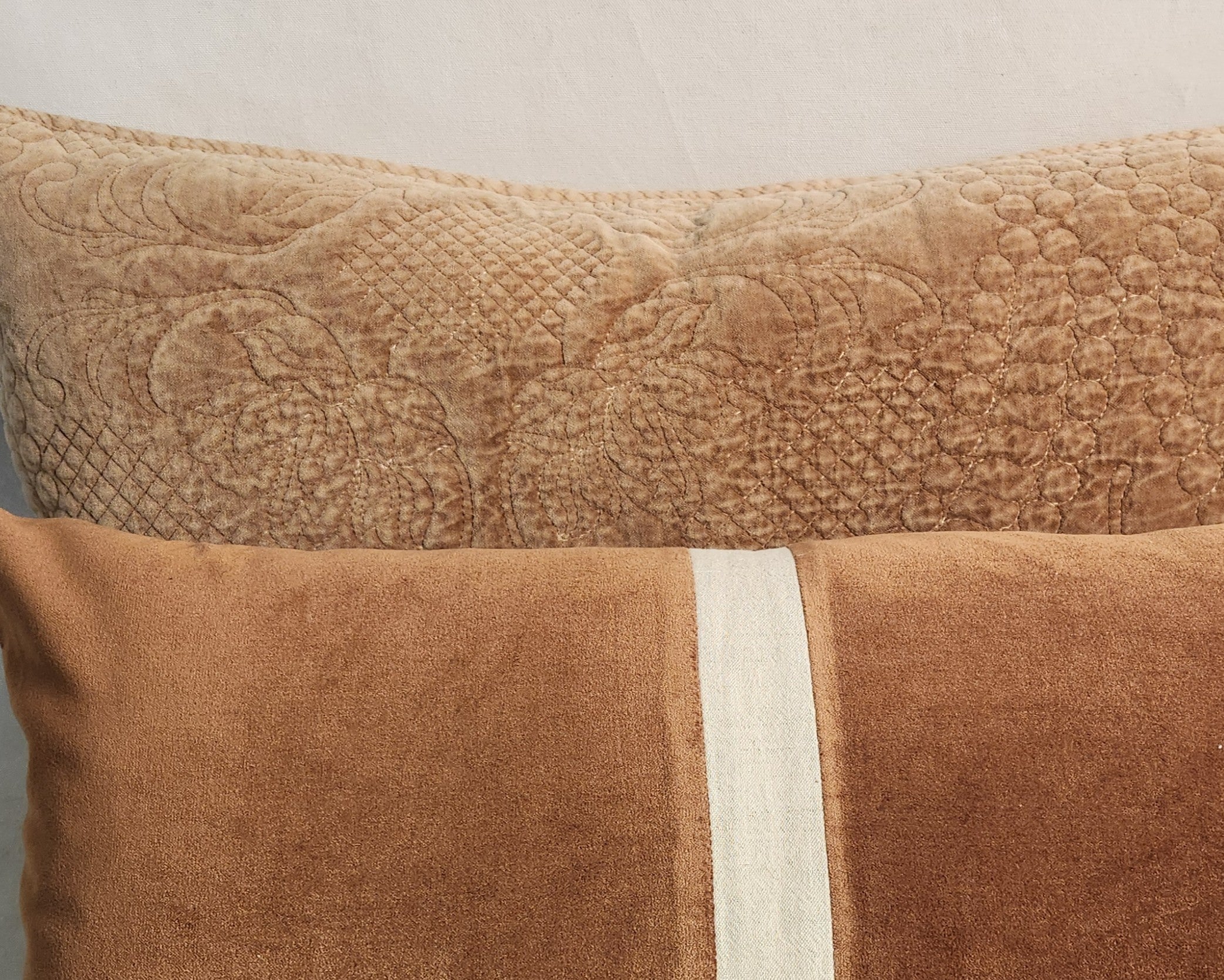 Sara Cushion - Beige