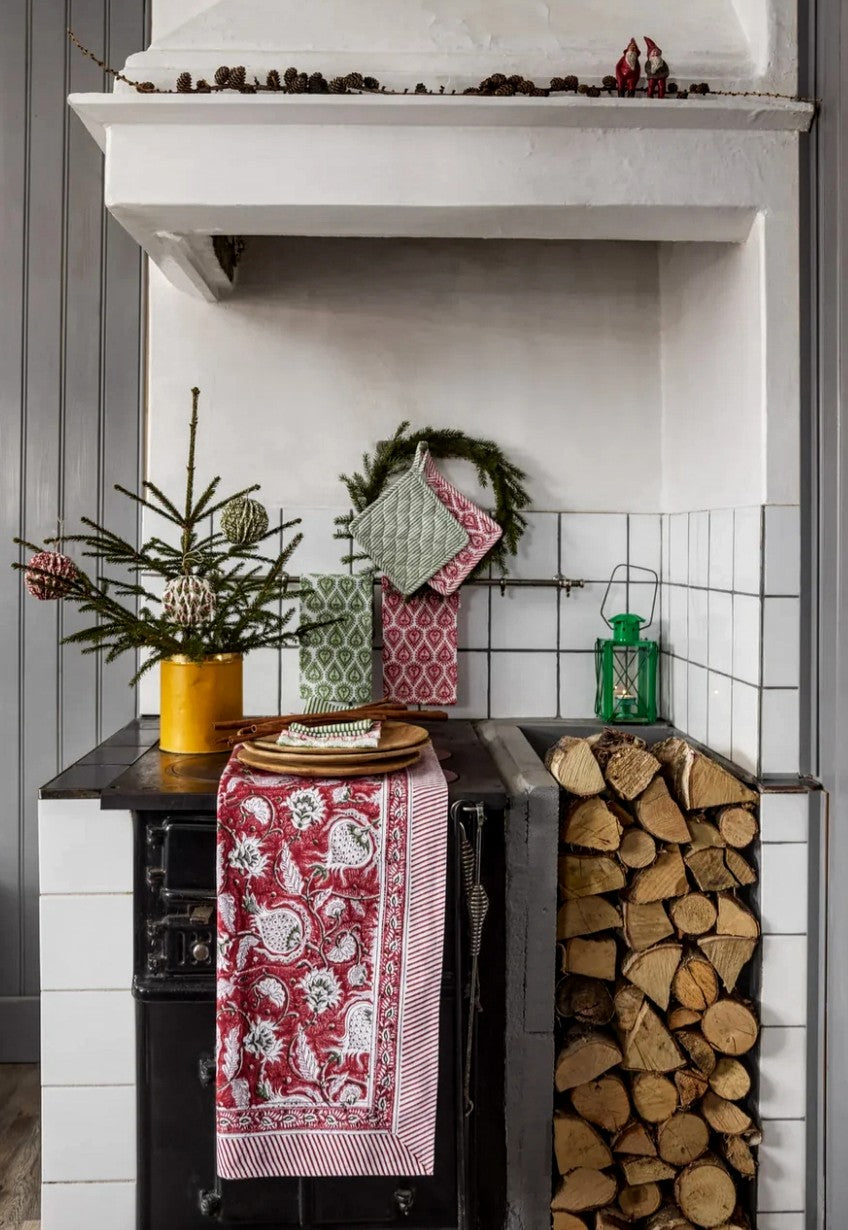 Cotton Tablecloth - Pomegranate Red