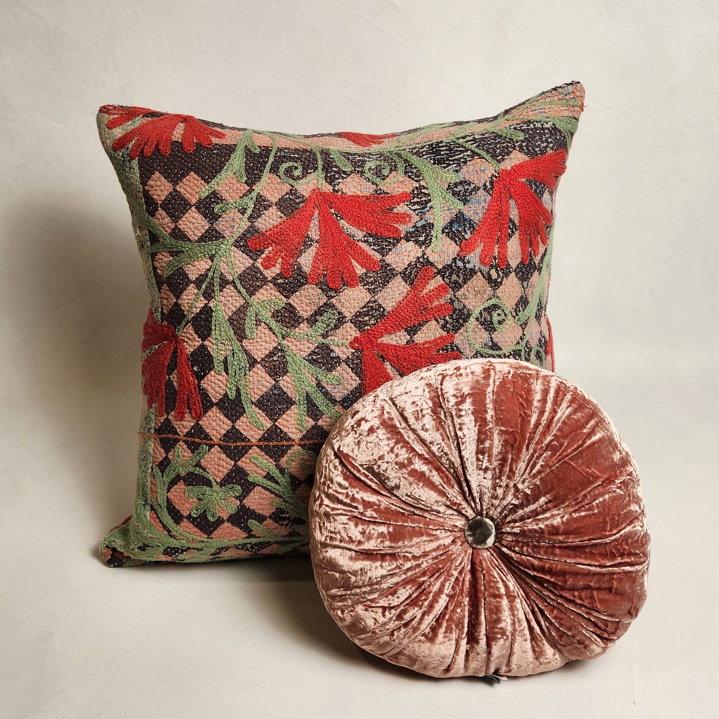 Suzani Cushion #42 -Red, Mint, Pink 50x50