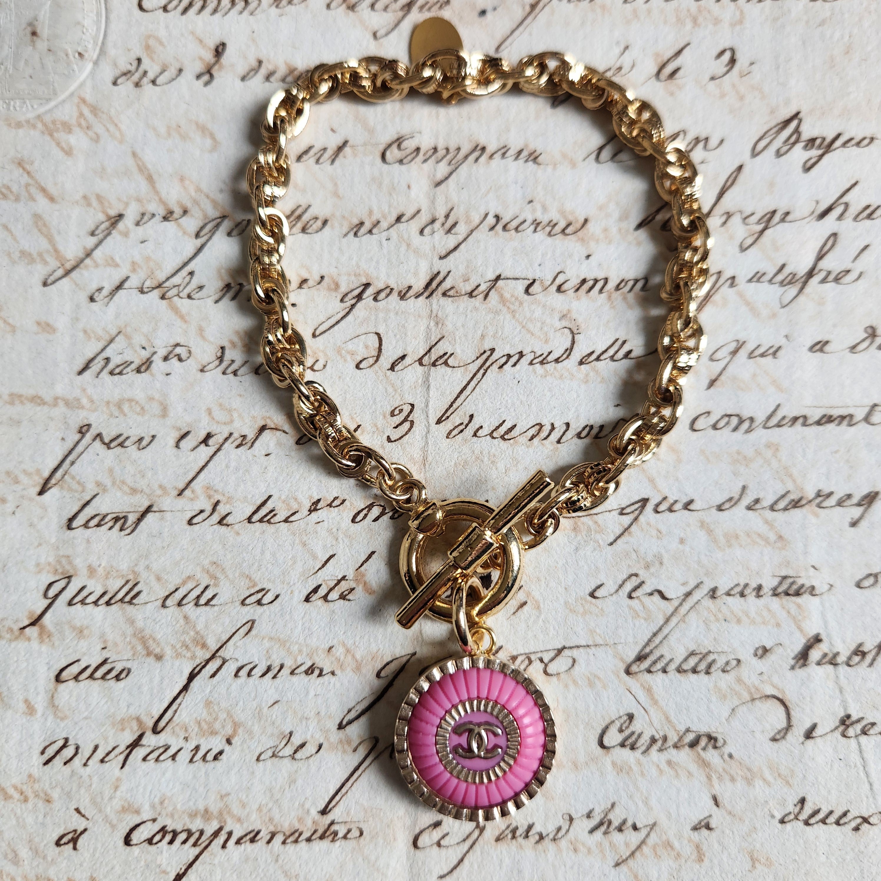 Pink Pleated Pendant T Bar Bracelet