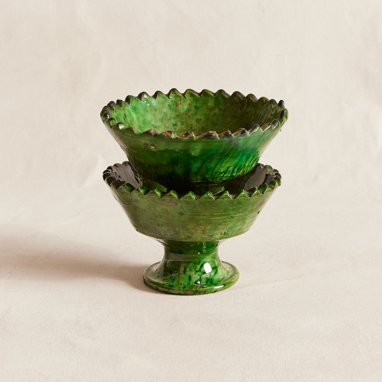 Small Tamegroute Pedestal Bowl - Vert
