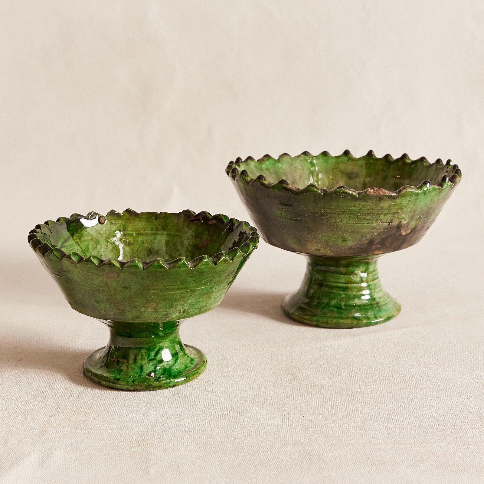 Small Tamegroute Pedestal Bowl - Vert