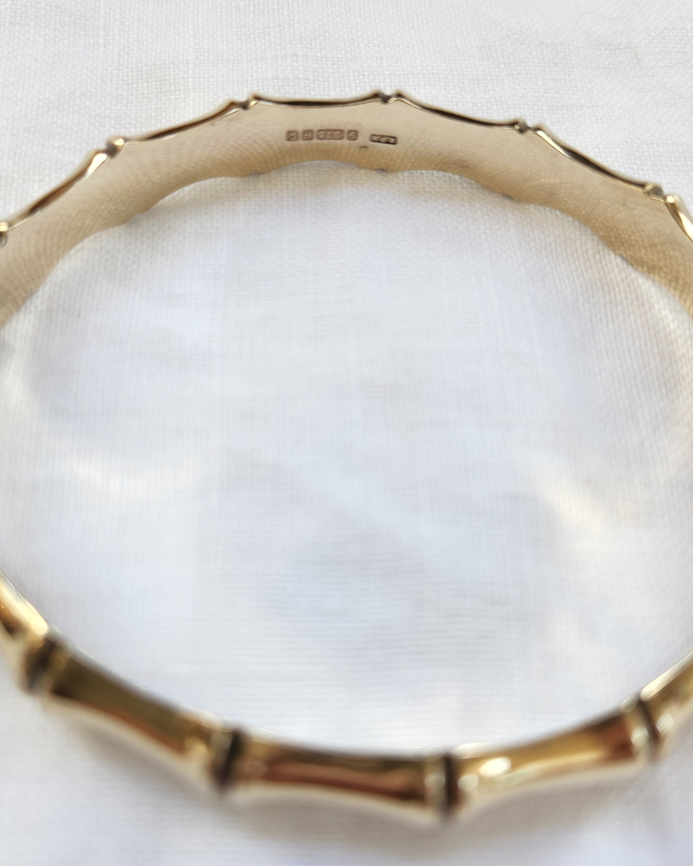 Mid Century 9ct Gold Oval Bamboo Bangle