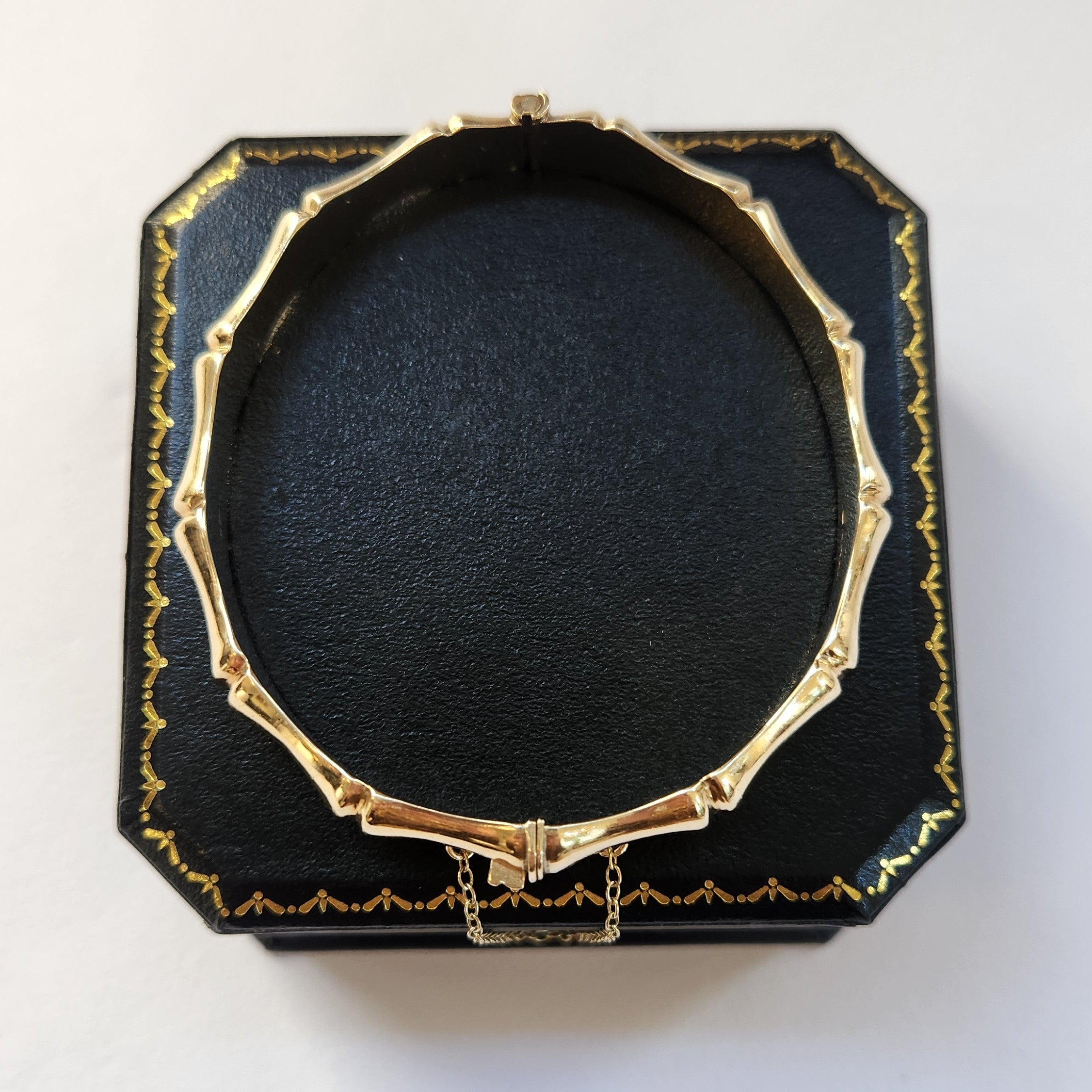 Mid Century 9ct Gold Oval Bamboo Bangle