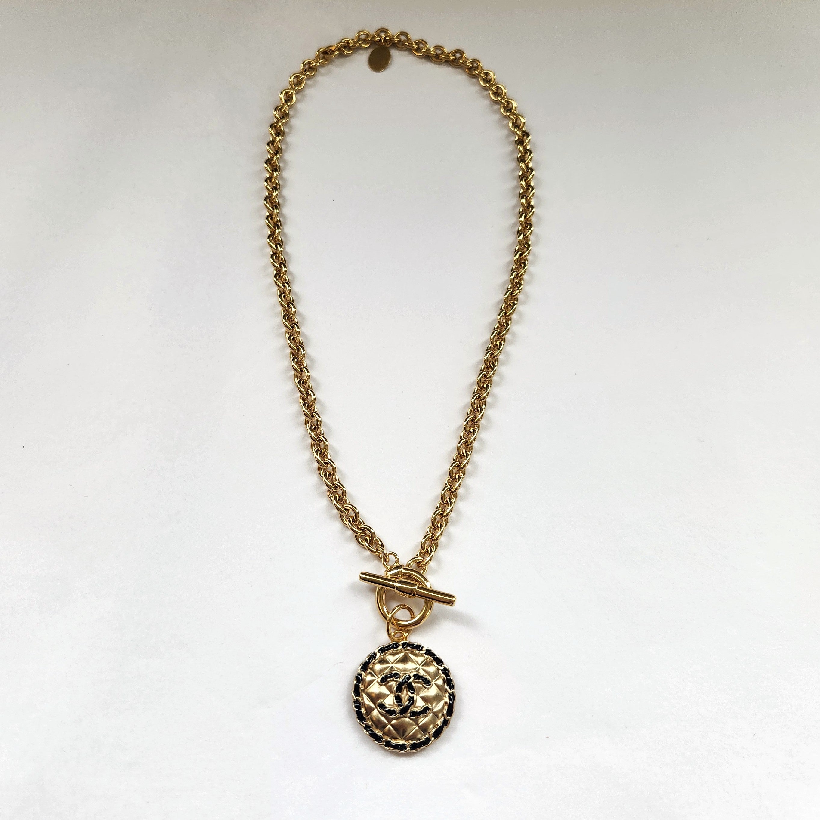 Black Bordered Quilt T Bar Necklace