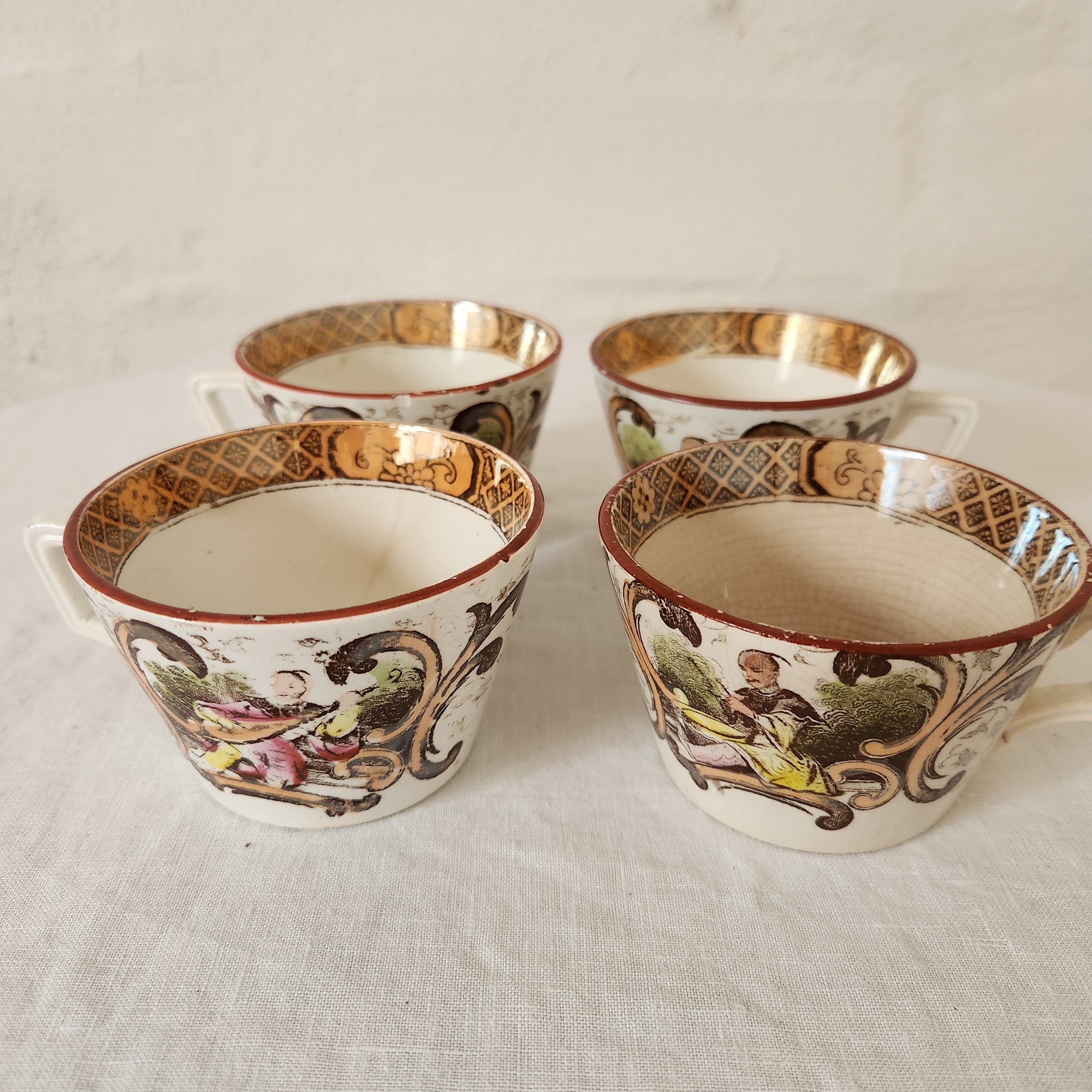 Small Vintage Sarreguemines Chinoiserie Cup