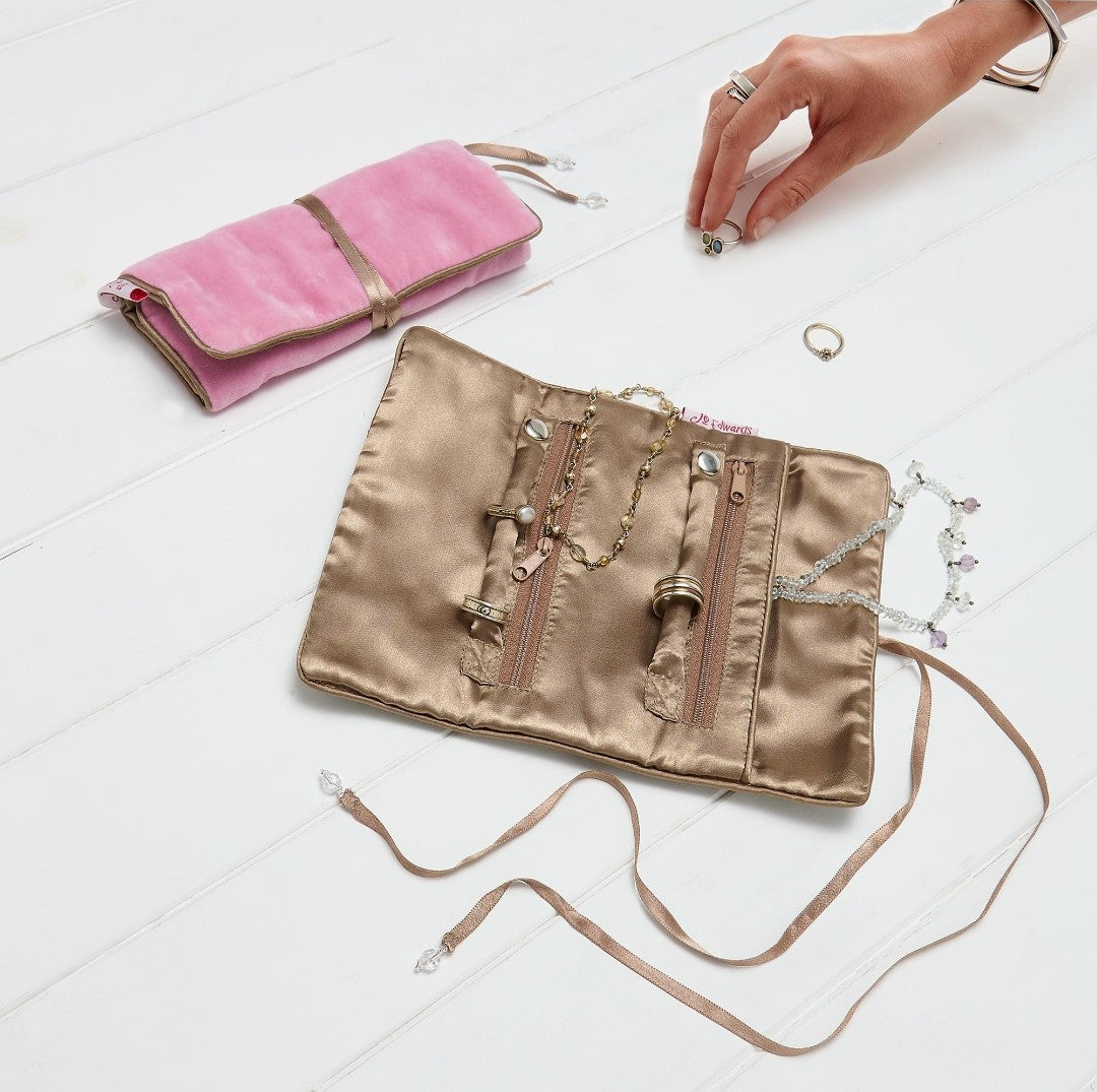 Velvet Jewellery Roll - Dusty Pink