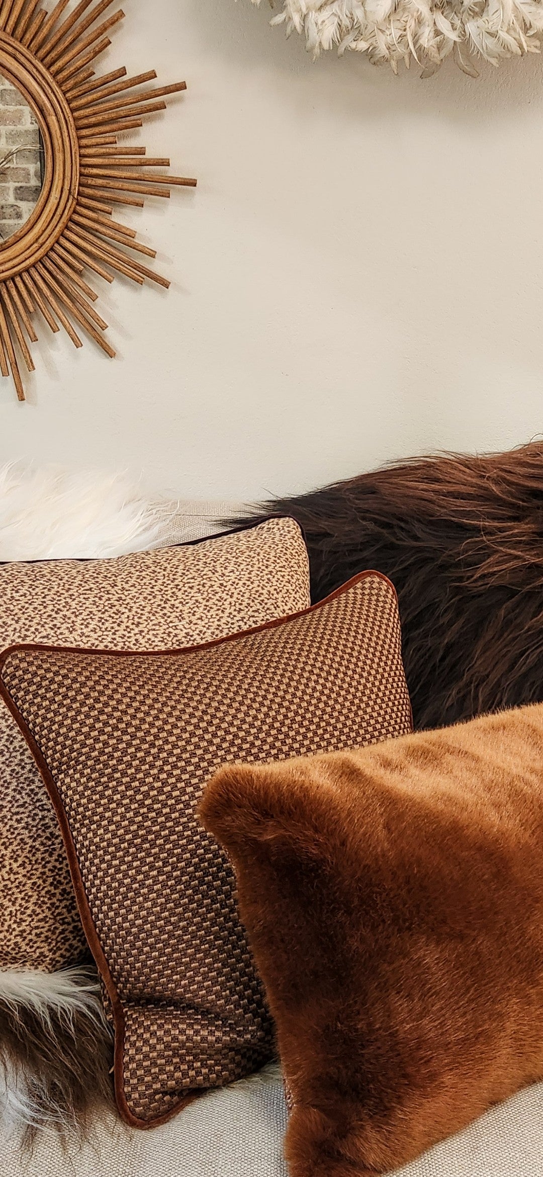 Metiers Checkerboard with Caramel Velvet piping