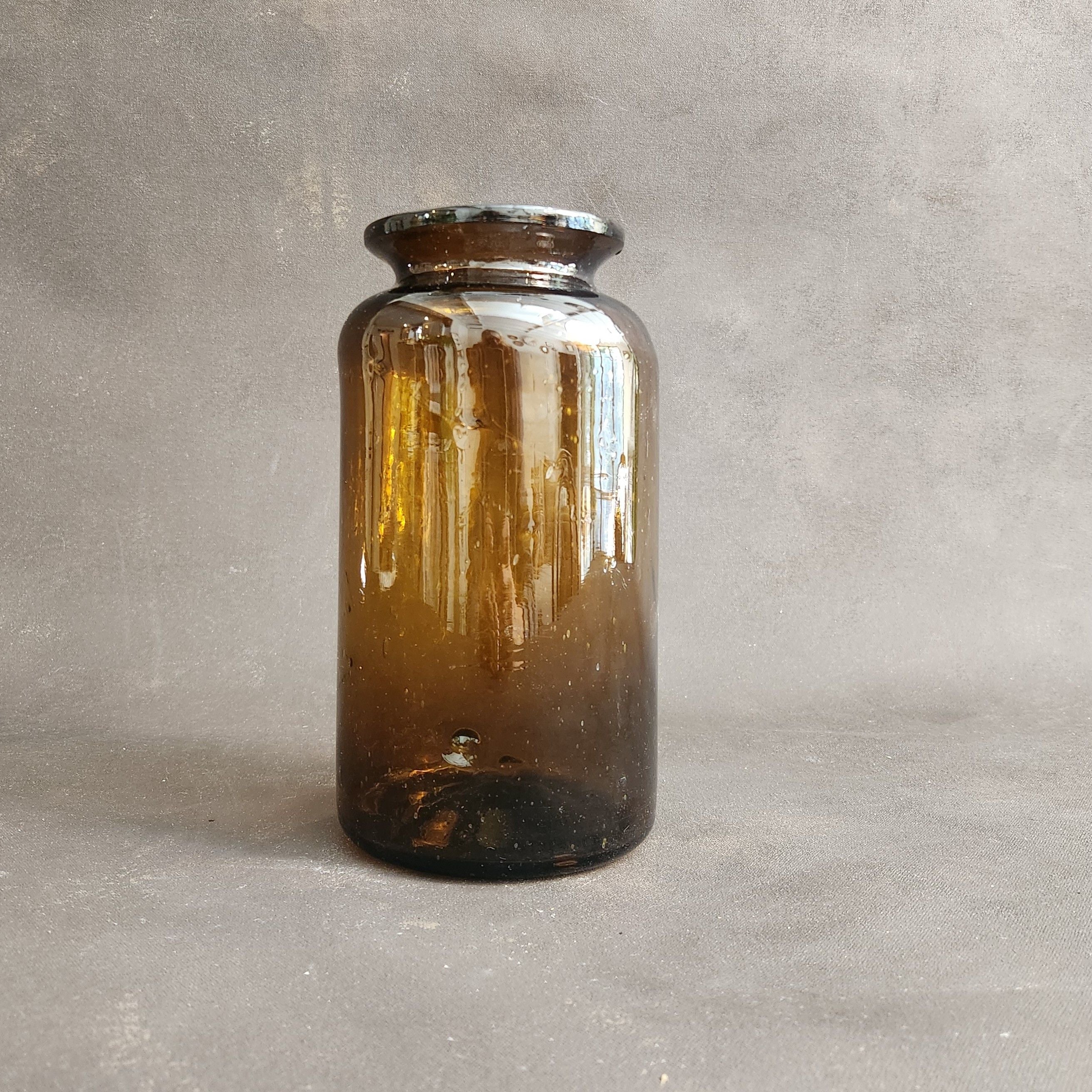 Pharmacy Grand Vase - Brown