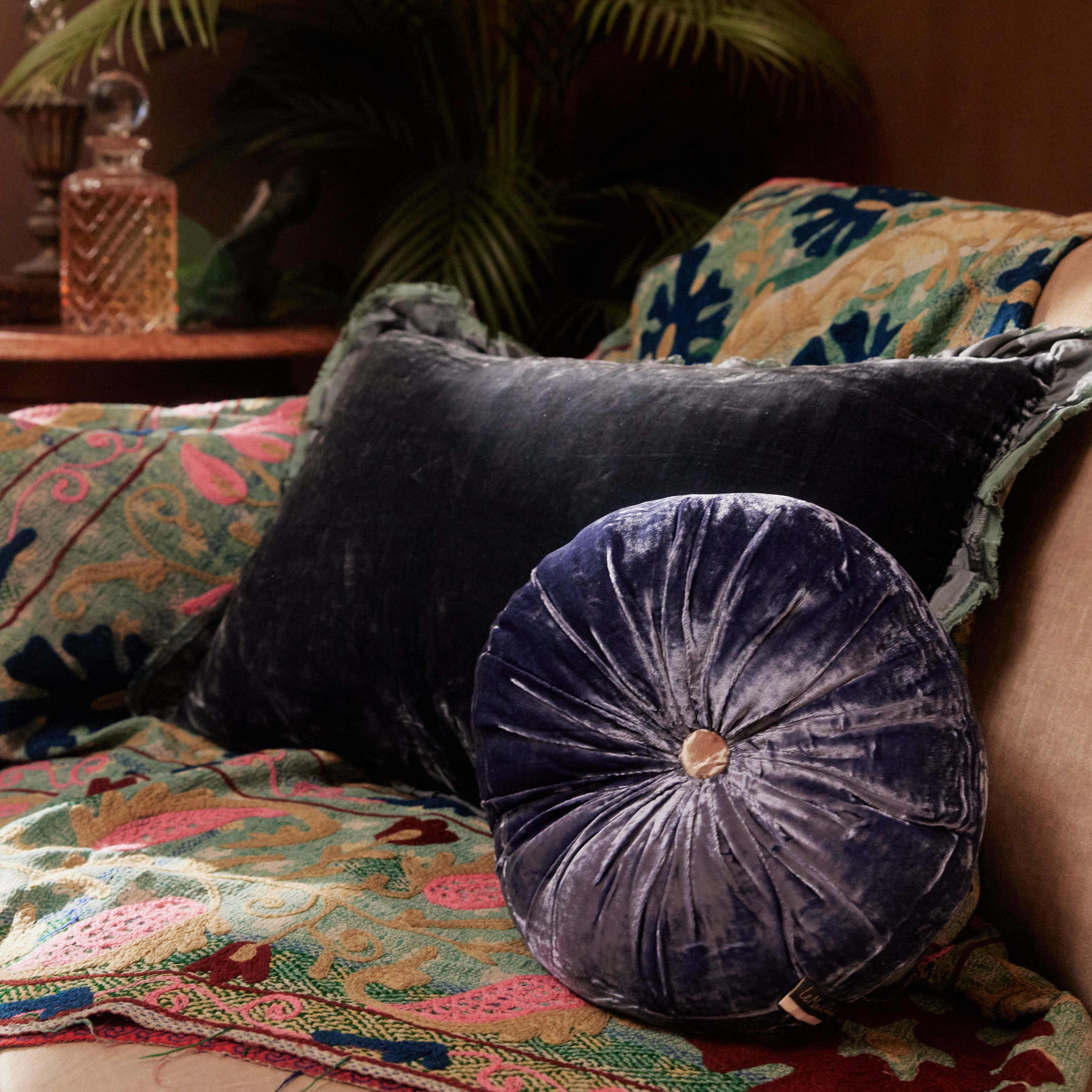 Sweet Circle Cushion - Delft Blue