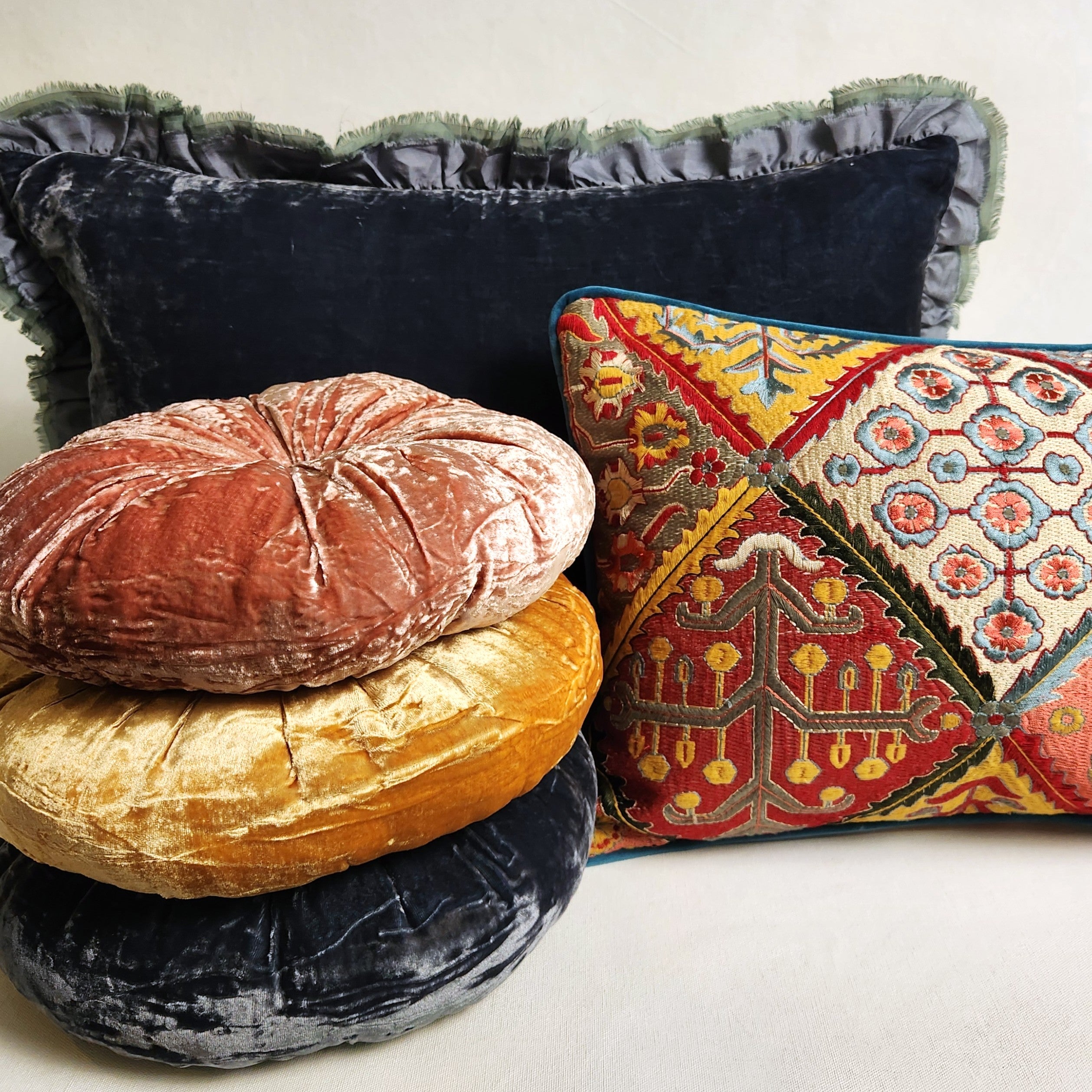 Sweet Circle cushion - Izamal