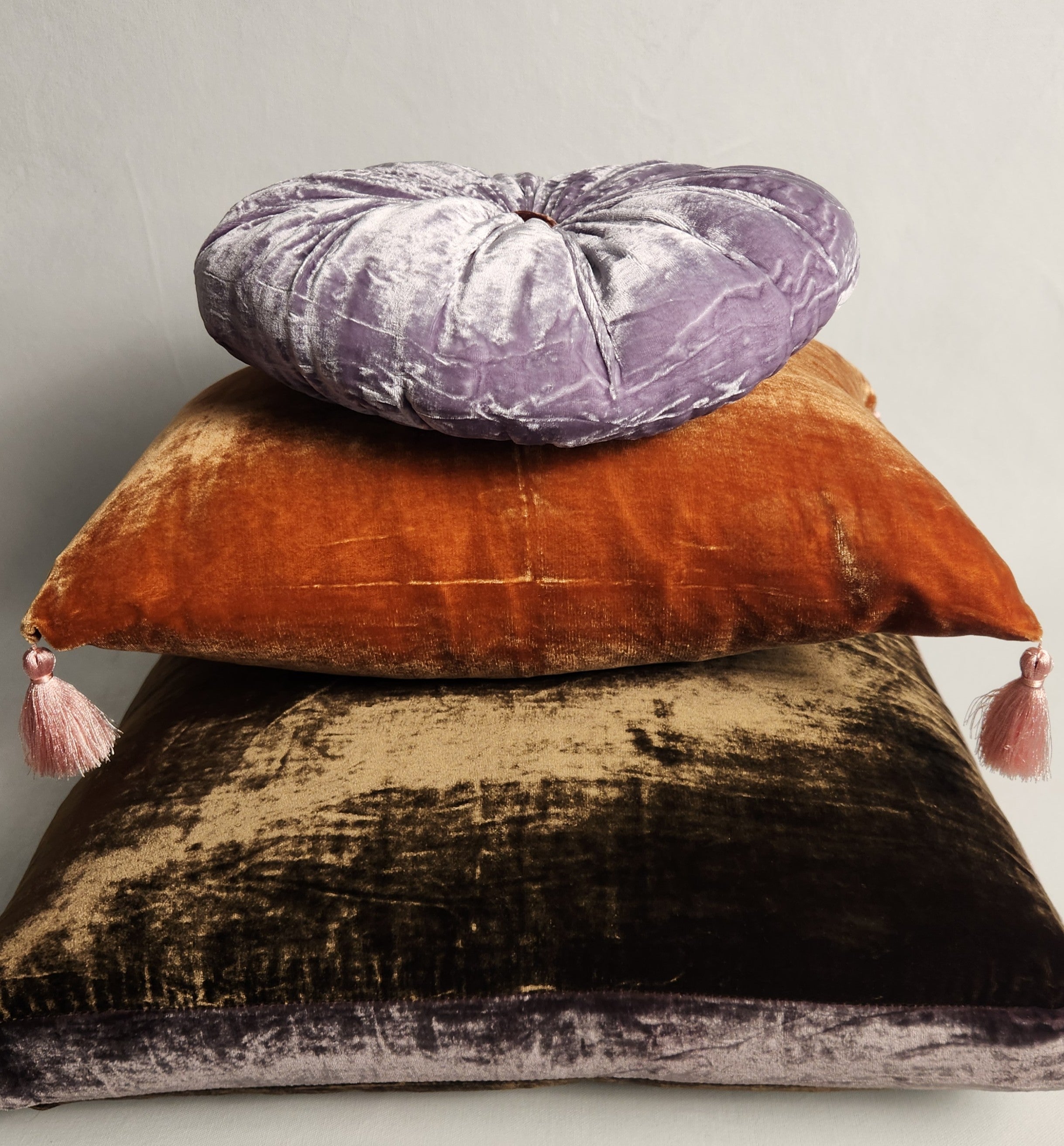 Pompom Cushion - Pondichey