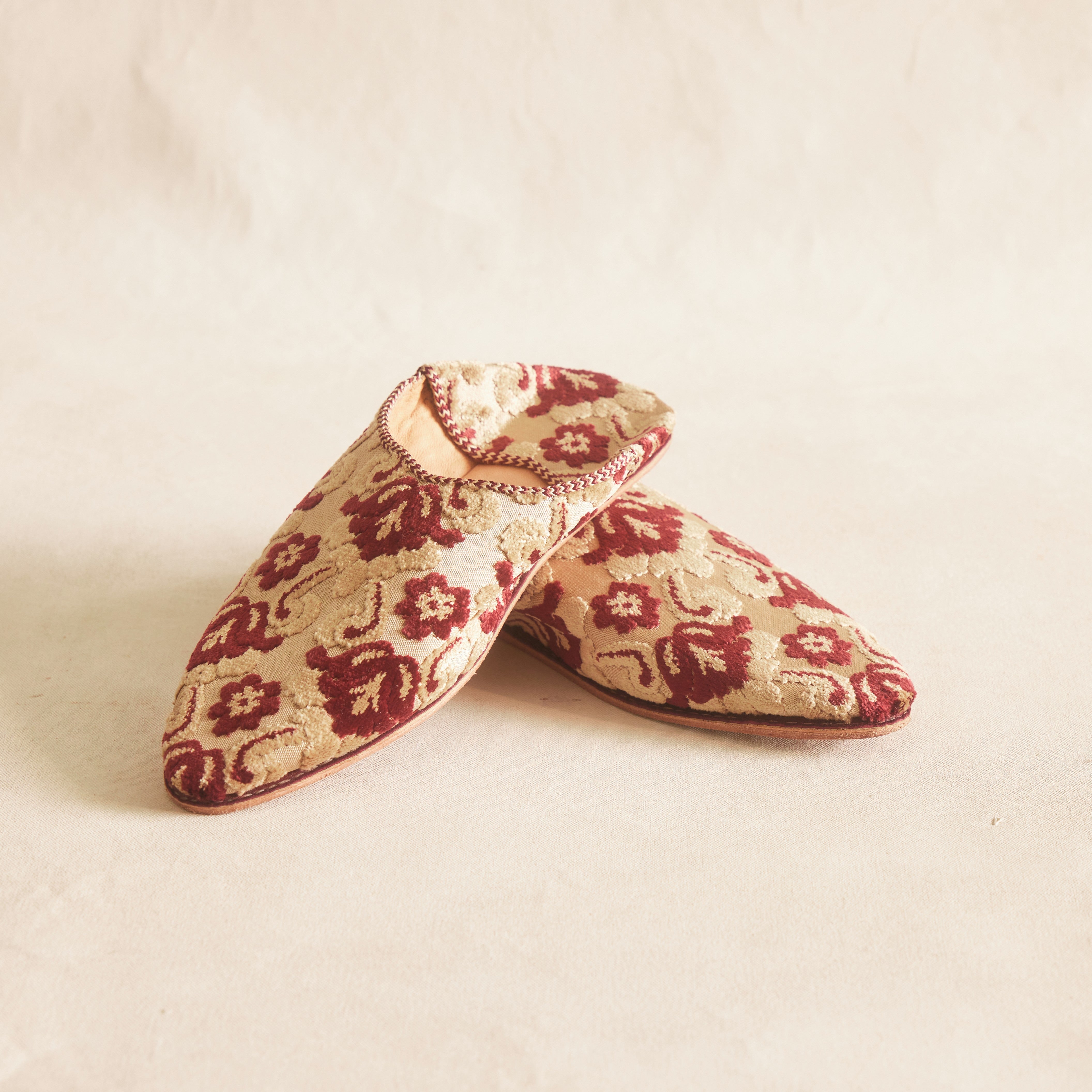 Babouche Slippers - Burgundy & Cream