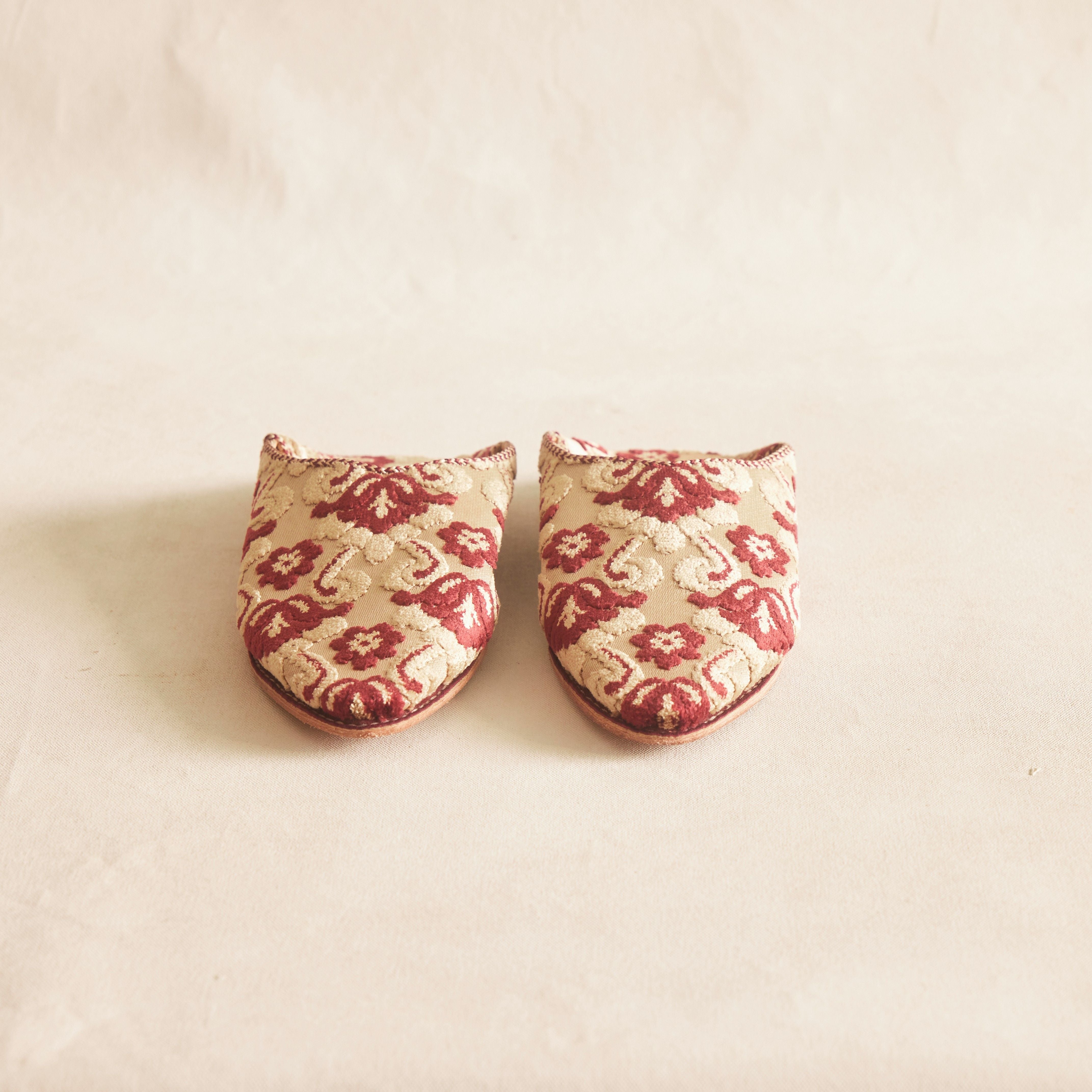 Babouche Slippers - Burgundy & Cream