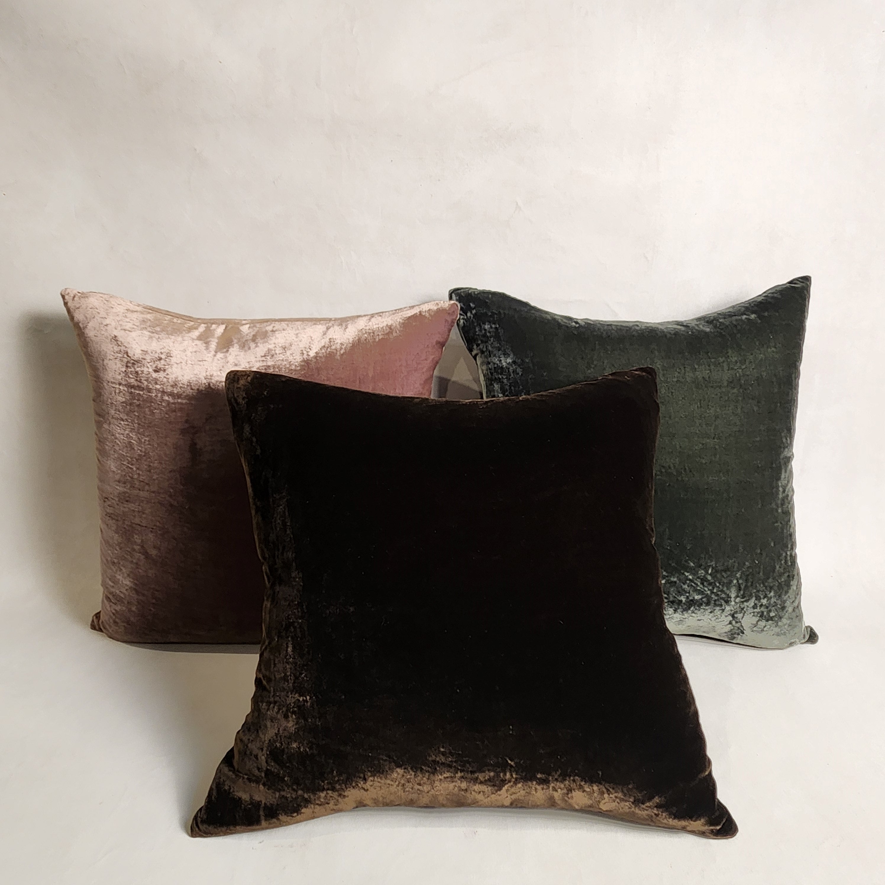 Sosavelvet Cushion - 50x50 - "Laura"