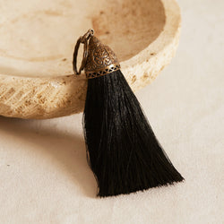 Silky Tassel - Onyx