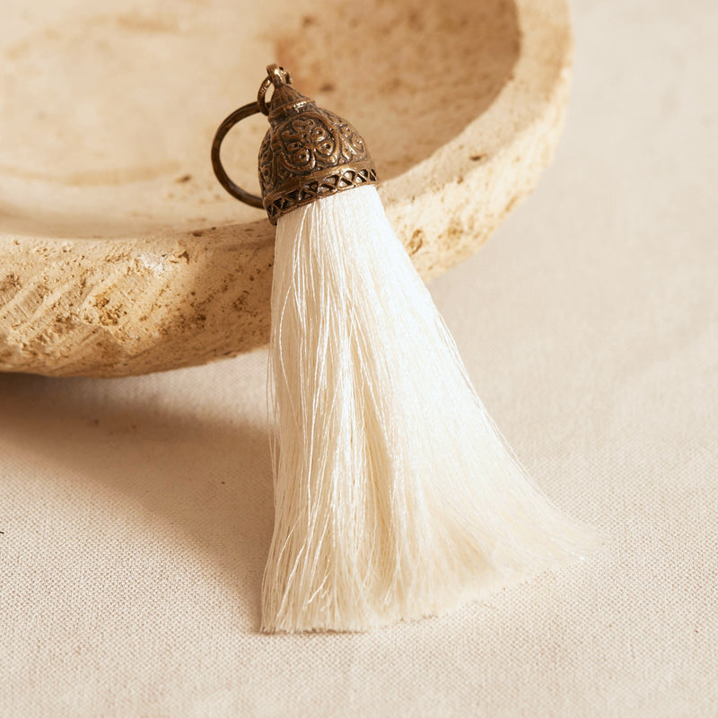 Silky Tassel - Pearl