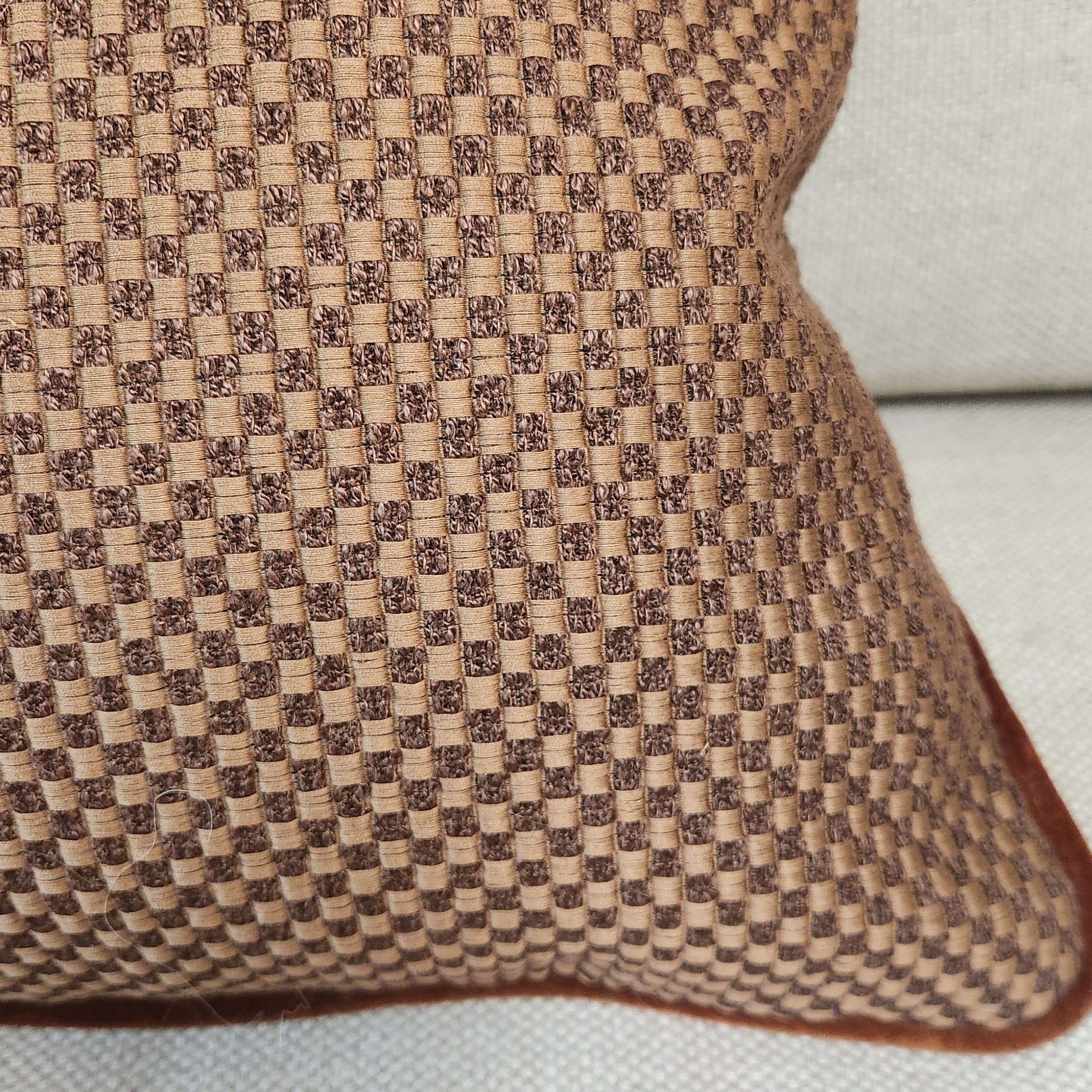 Metiers Checkerboard with Caramel Velvet piping