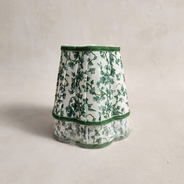Green & White Ivy Scalloped lampshade