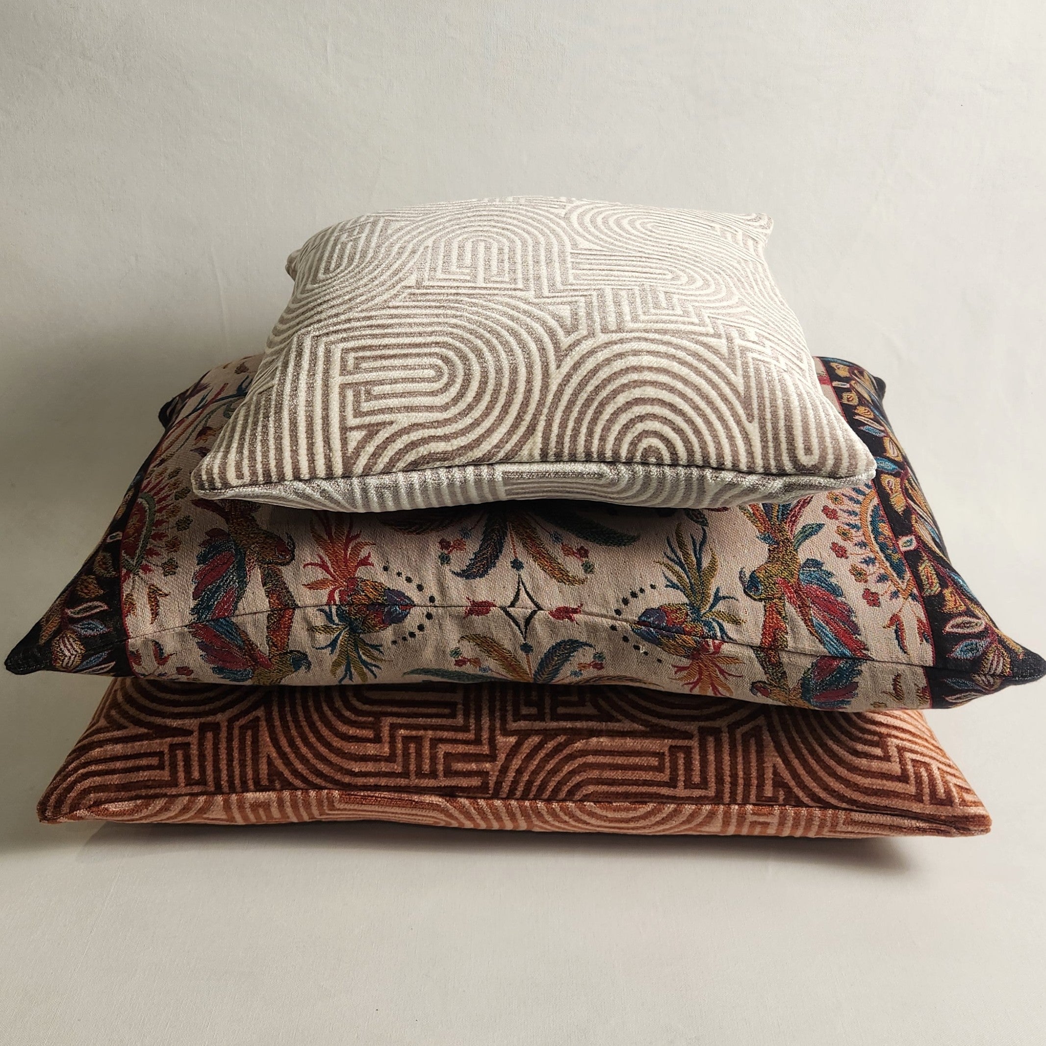 Sundari Cushion - Ivory