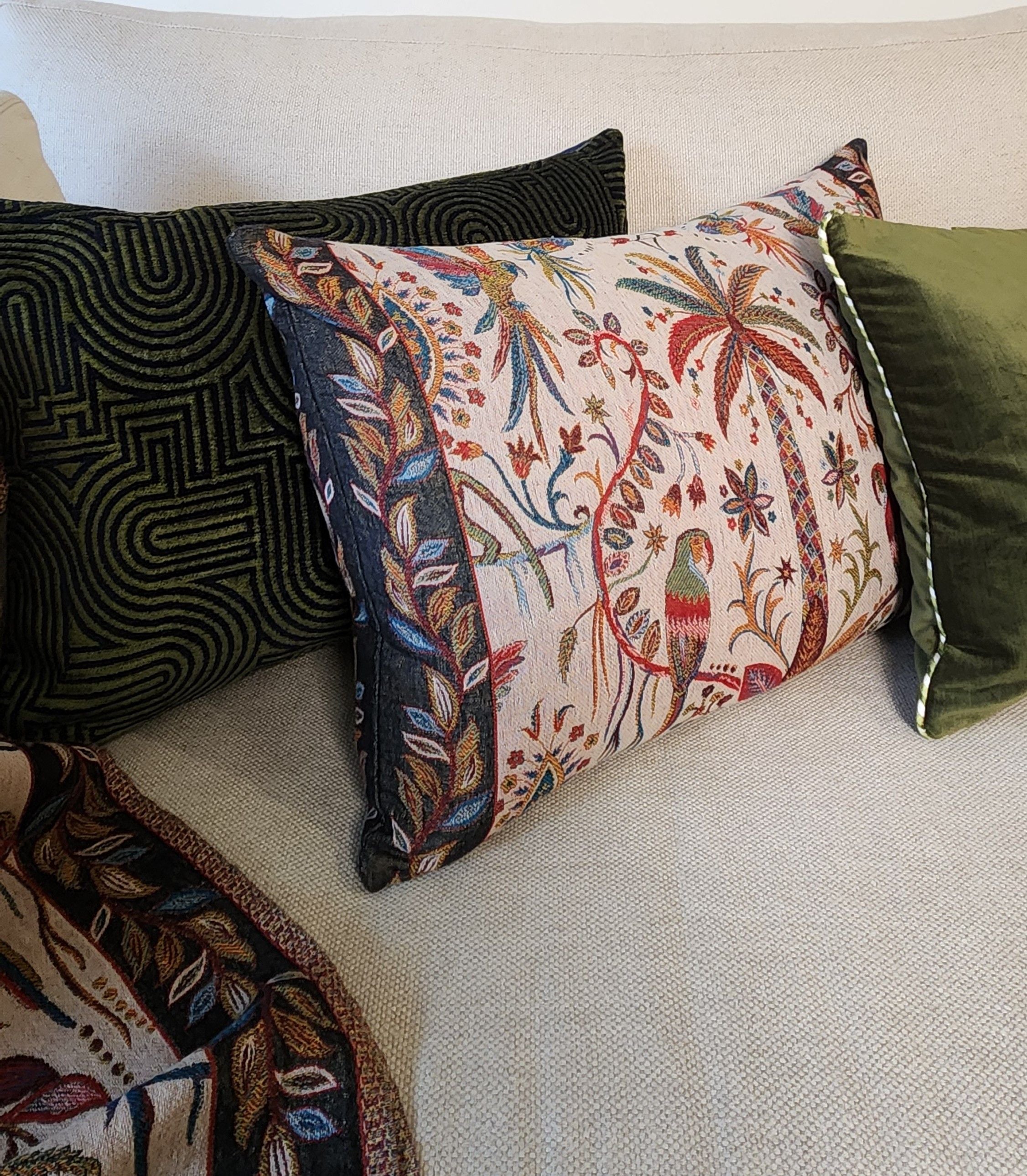 Sundari Cushion - Ivory