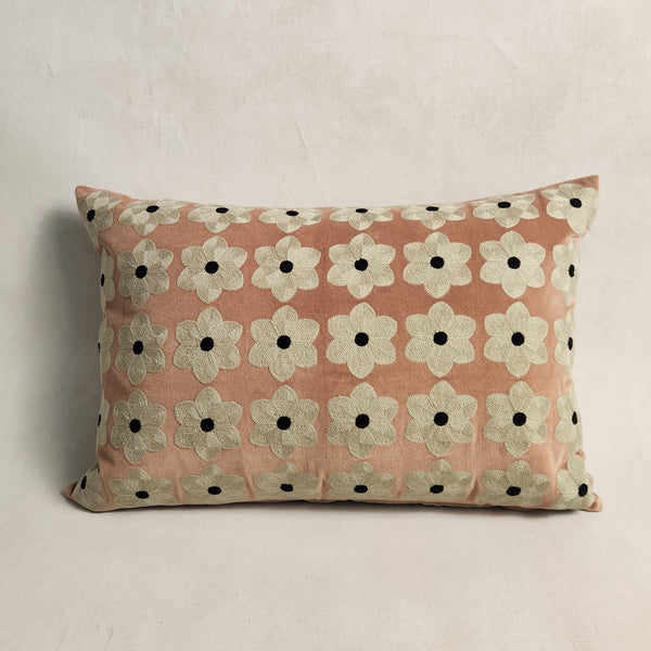 Daisy Cushion - Dusty Pink